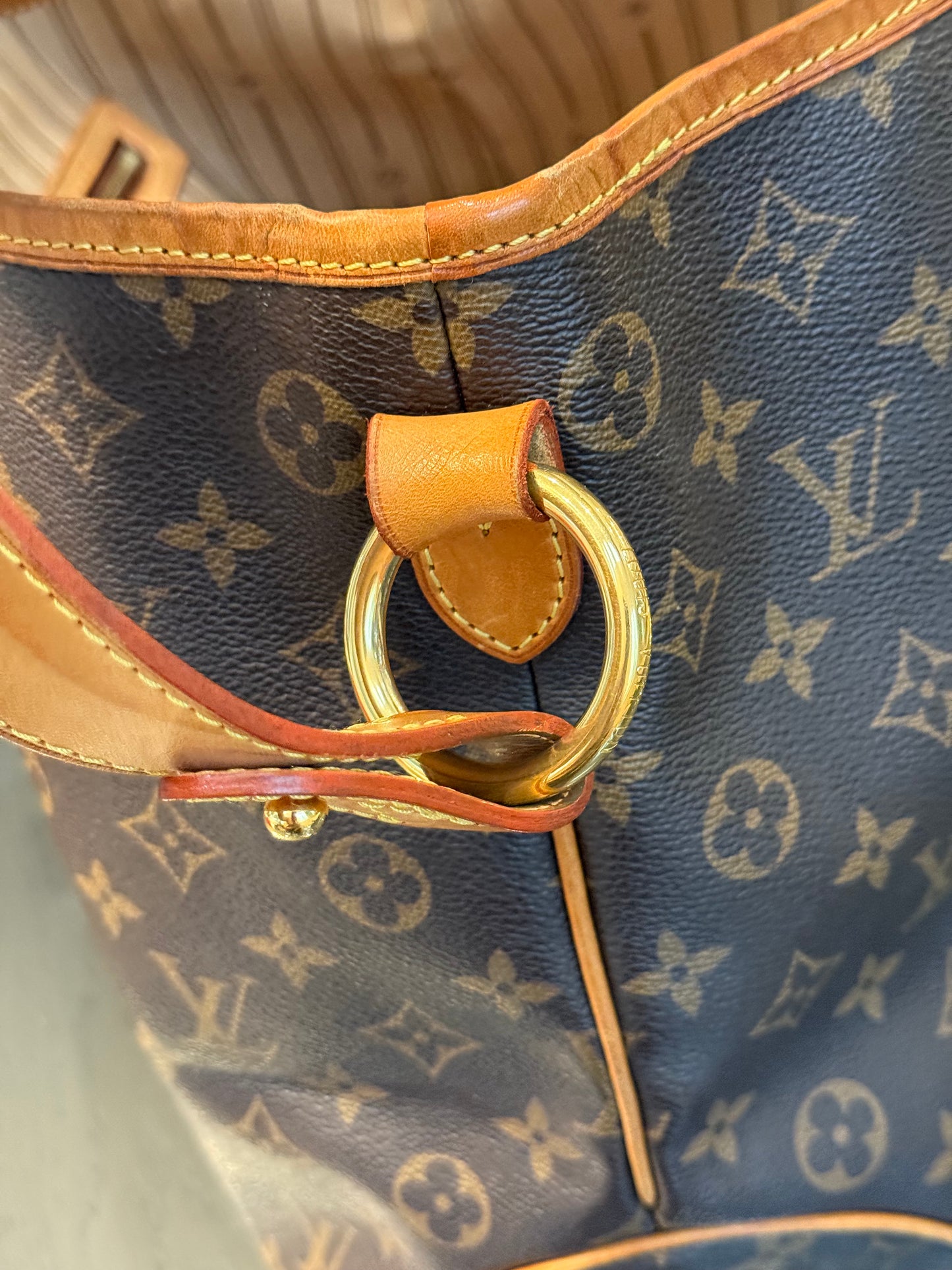 Delightful PM with Dustbag 📅 Year: 2012