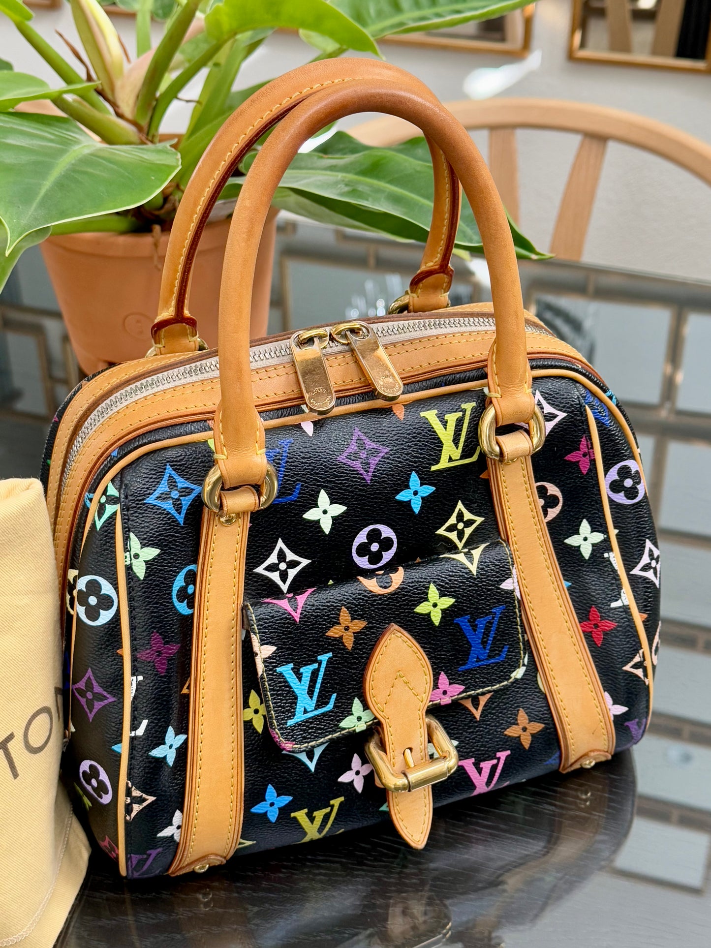 Multicolor Priscilla with Dustbag 📅 Year: 2008