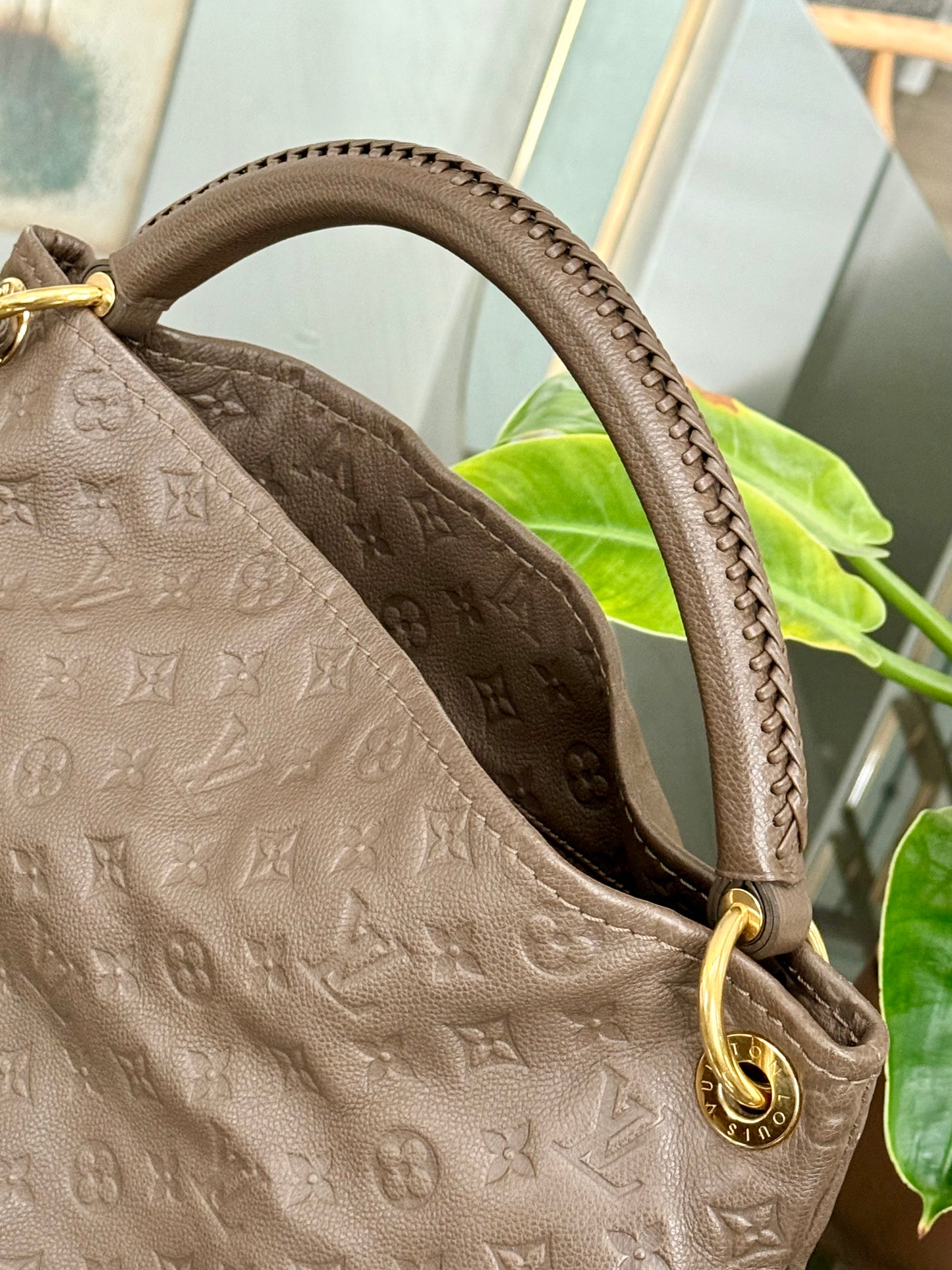 Artsy MM Empriente Ombre with Dustbag and Insert Organizer 📅 Year: 2011