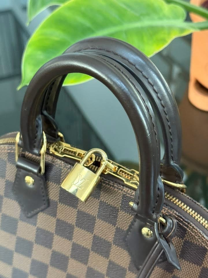 Alma BB in DE with Clochette, Lock 🔐 key, Original Strap, Box Dustbag and Paper bag 🗓️ Year: 2020