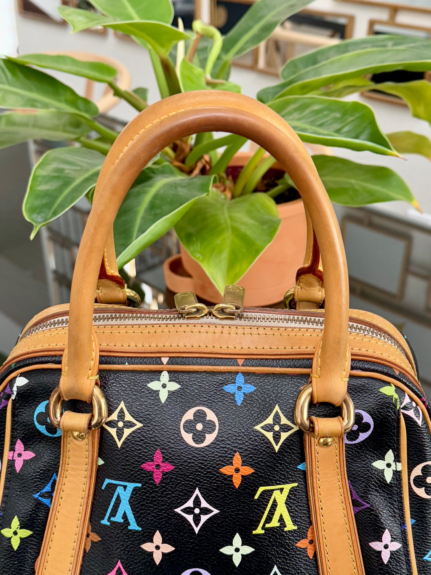 Multicolor Priscilla with Dustbag 📅 Year: 2007