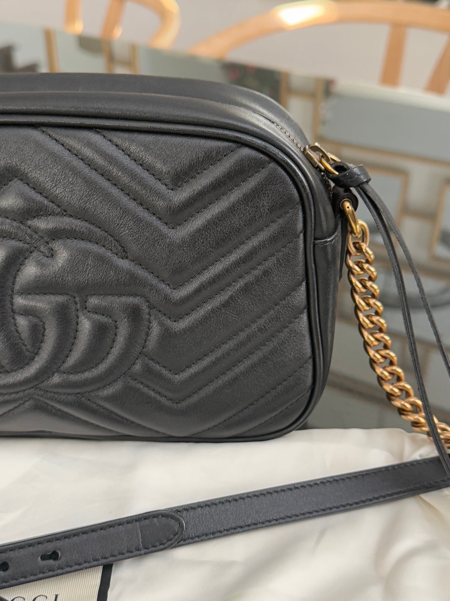 GUCCI Marmont Chain Small Shoulder/ Crossbody Bag