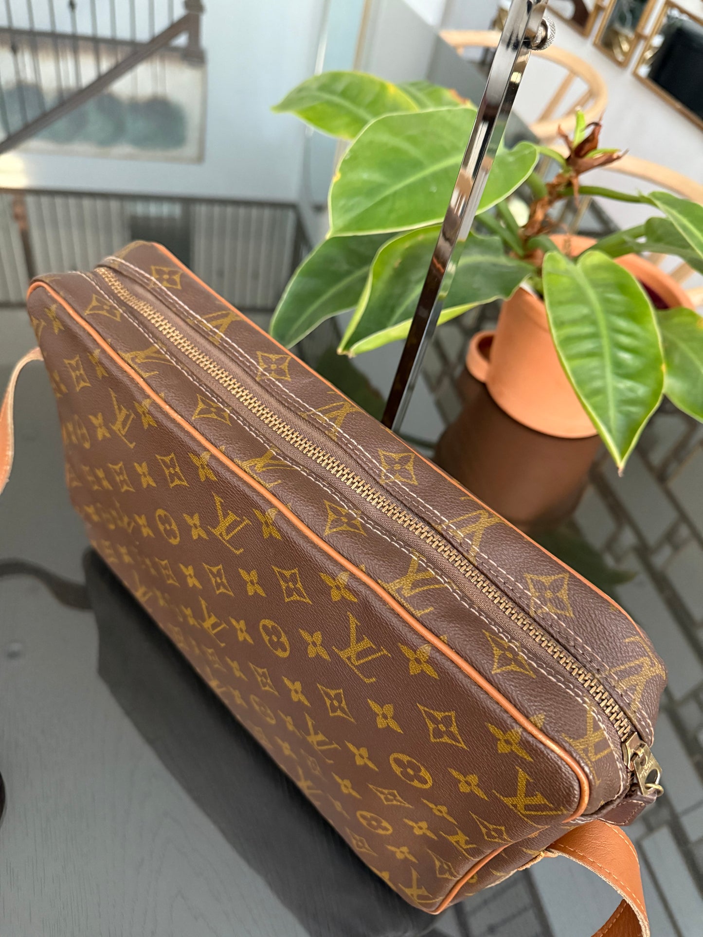 French Company Sac Bandoulier 35 🗓️
