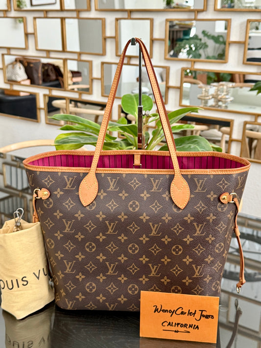 Neverfull MM in Peony interior with Dustbag 📅 Year: 2019