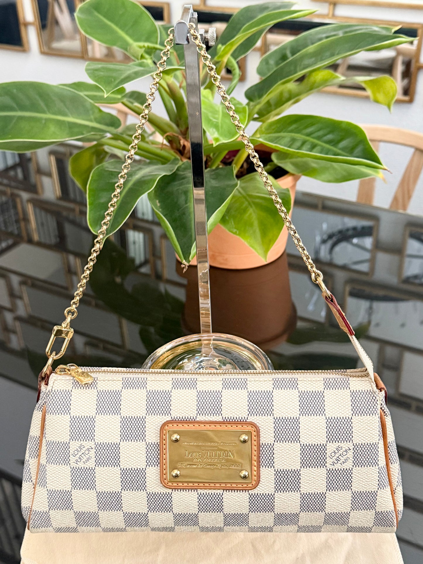 Eva Clutch in Azur with Dustbag and box 🗓️ Year: 2010