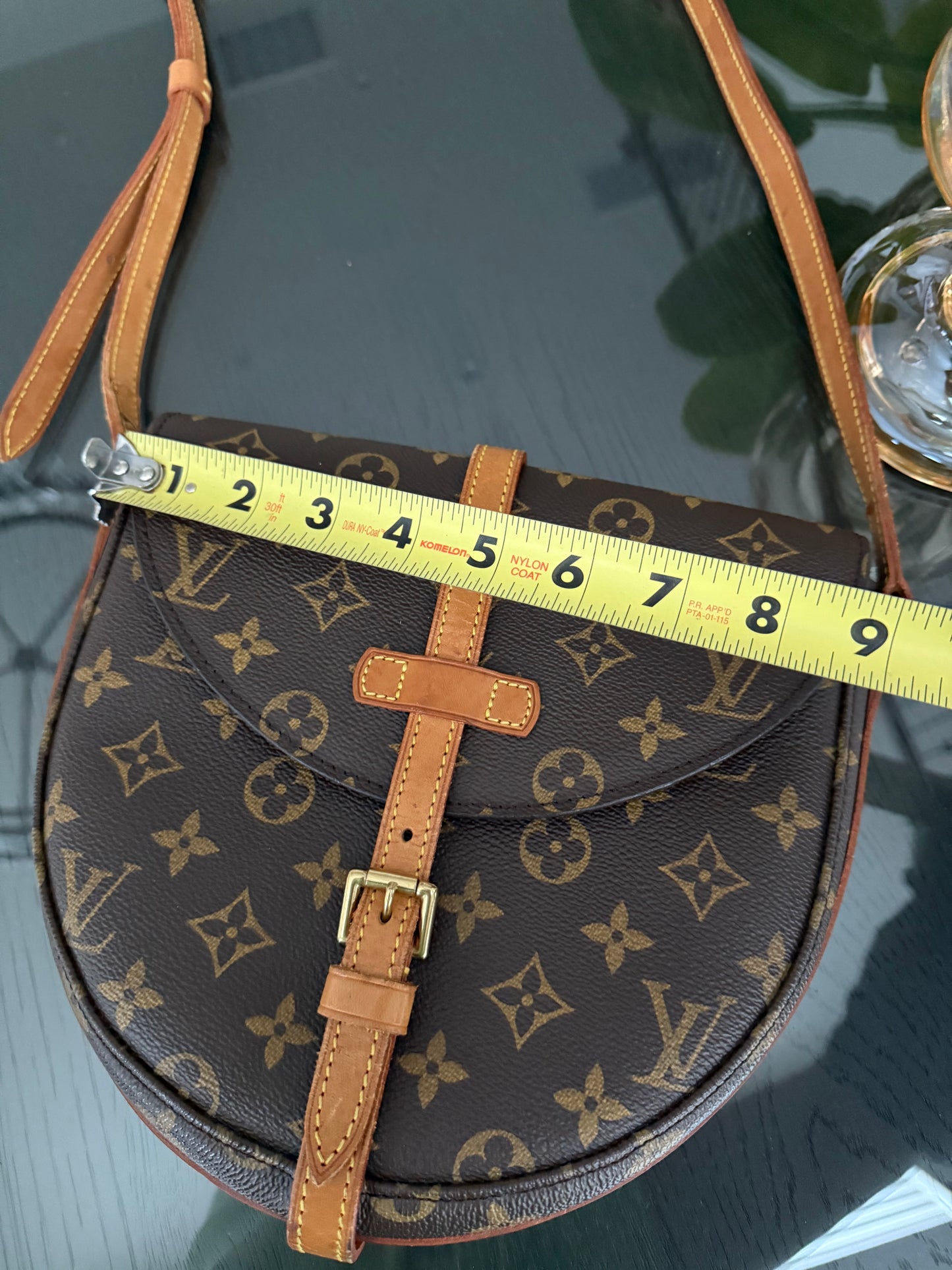 Chantilly MM Crossbody Bag 🌺Year: 1995