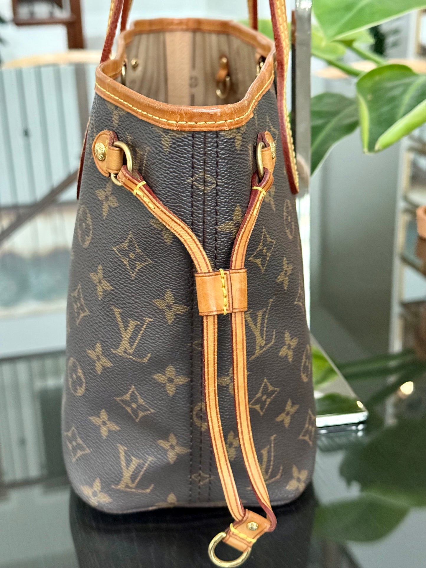 Neverfull PM in Monogram with Dustbag and Insert Organizer 🗓️ Year: 2009