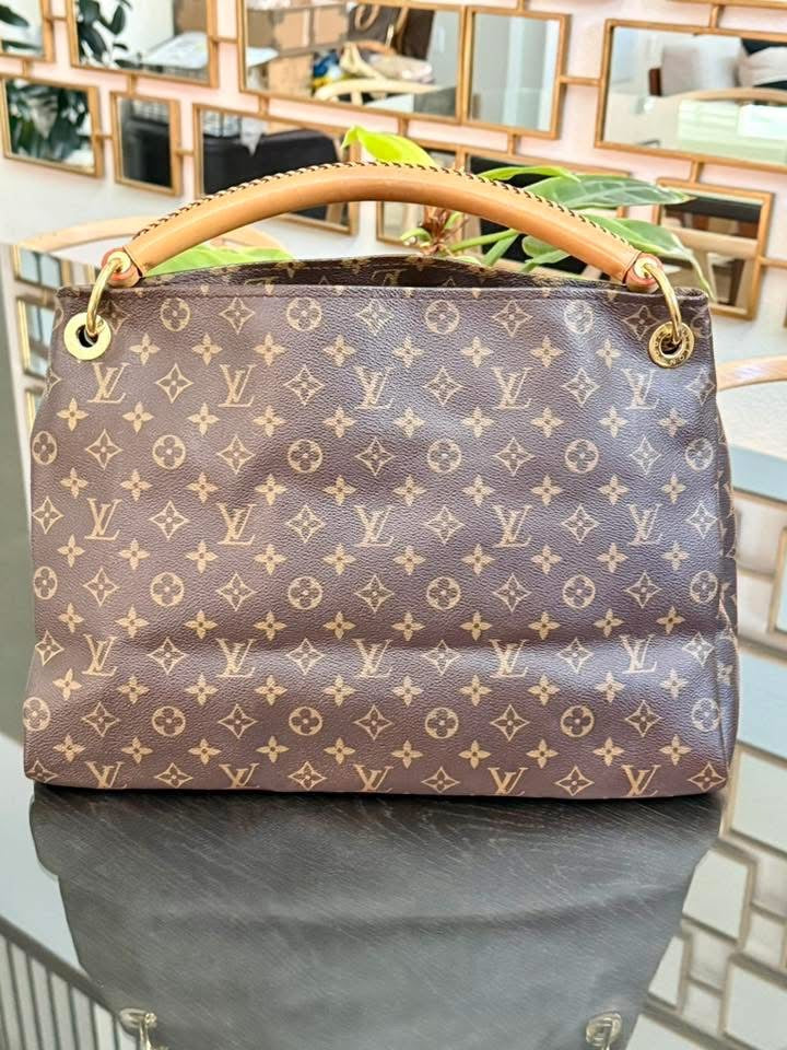 Artsy MM with Dustbag and Insert Organizer - 📅 Year: 2011
