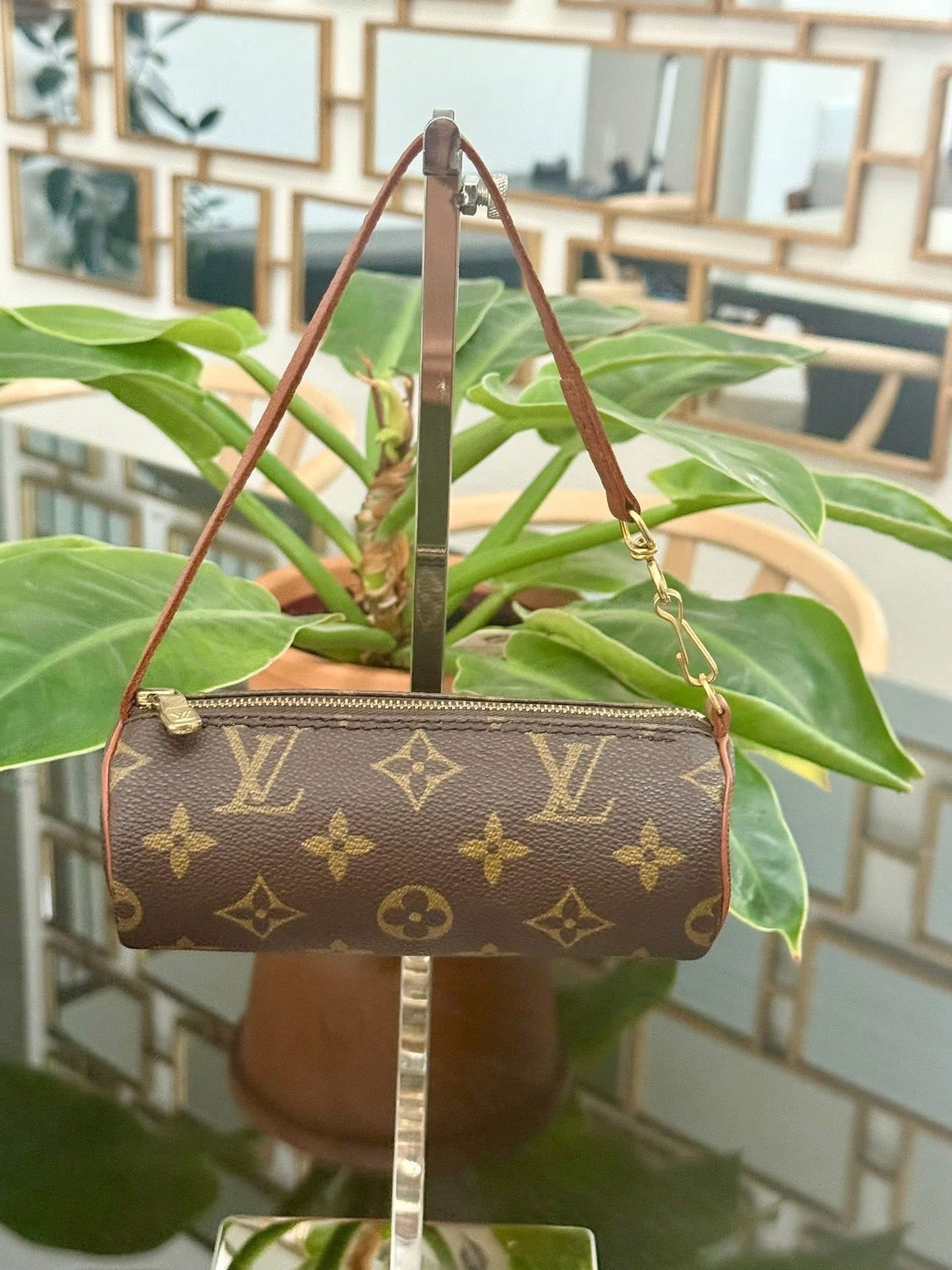 Vintage Monogram Mini Papillon 🗓️ Year: Pre Date Code