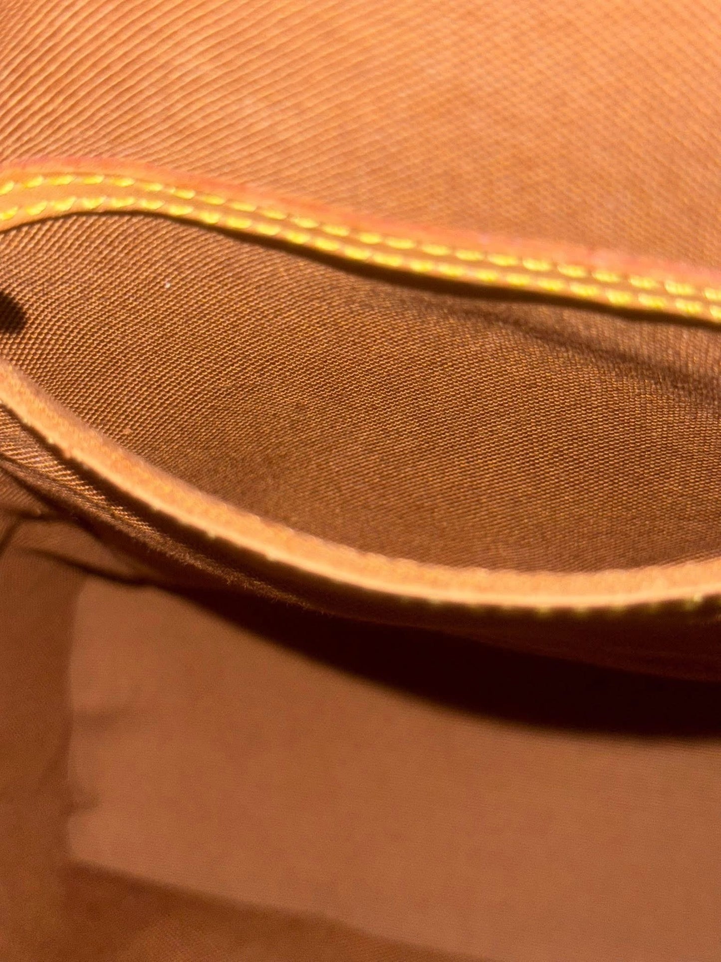 Montsouris MM - 🗓️ Year: 2000