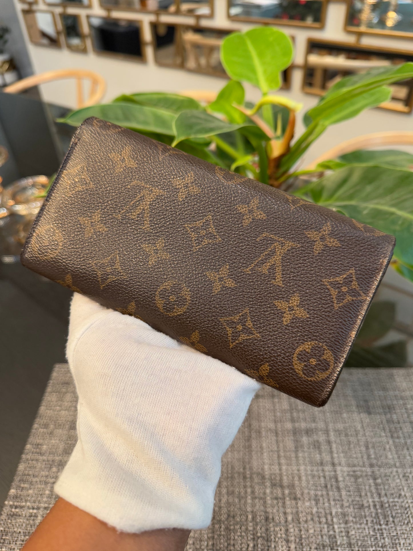 Sarah Wallet in Monogram with 10 Cardholders - 📅 Year: 2010
