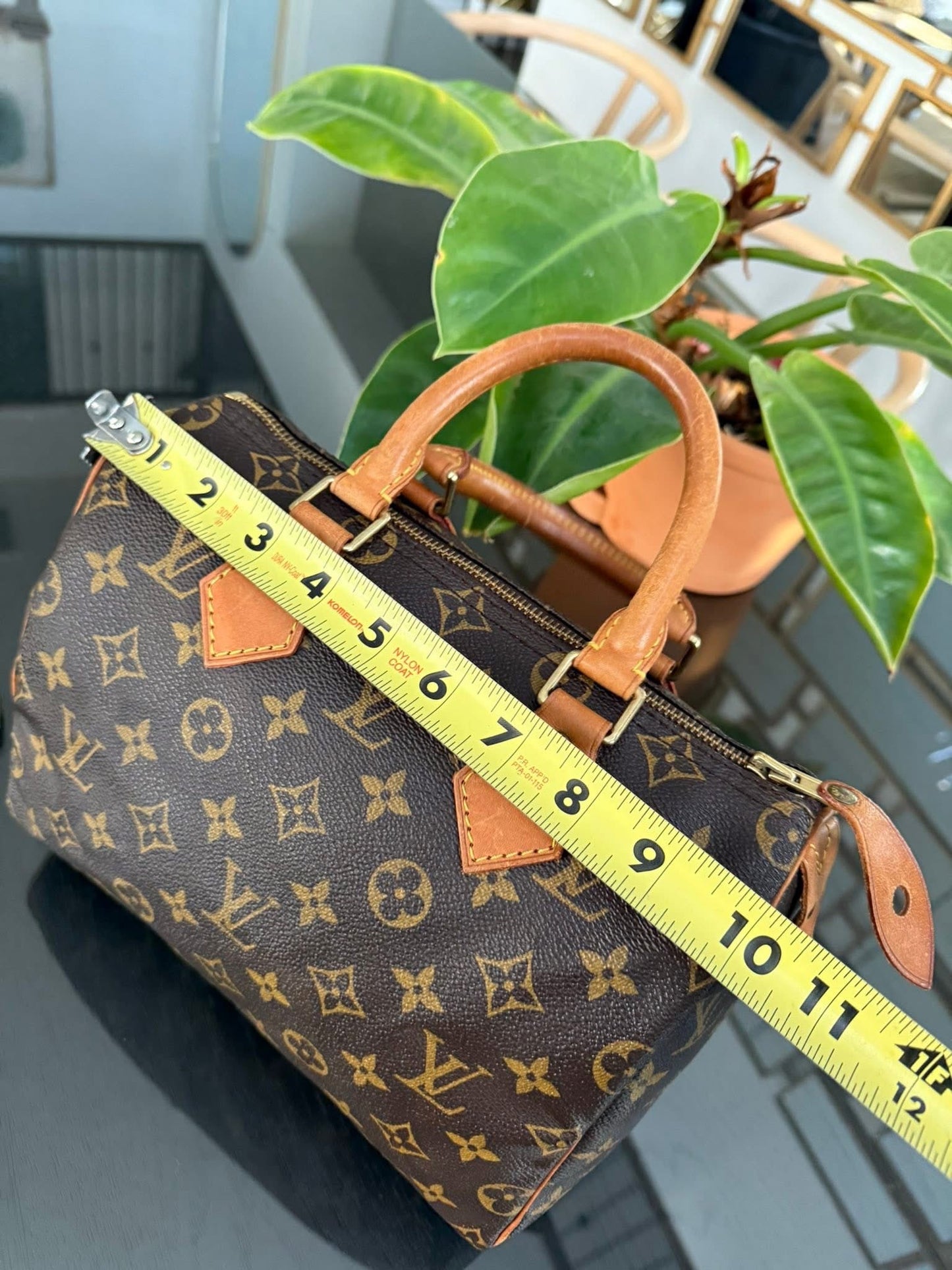 Speedy 25 in Monogram with Lock 🔐 and Key -🗓️ Year: 1994