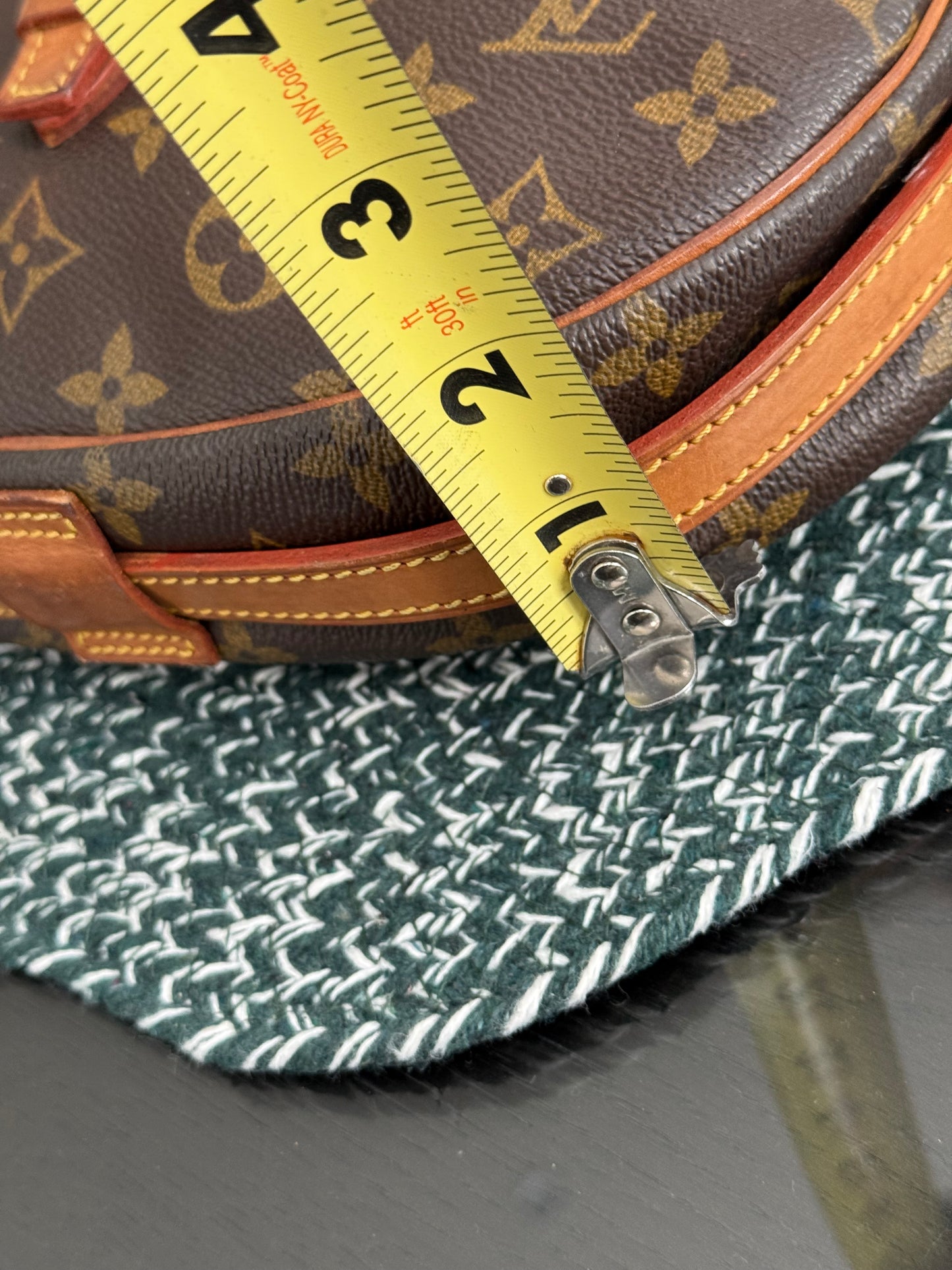 Jeaunefille MM Crossbody 📅 Year: 1990