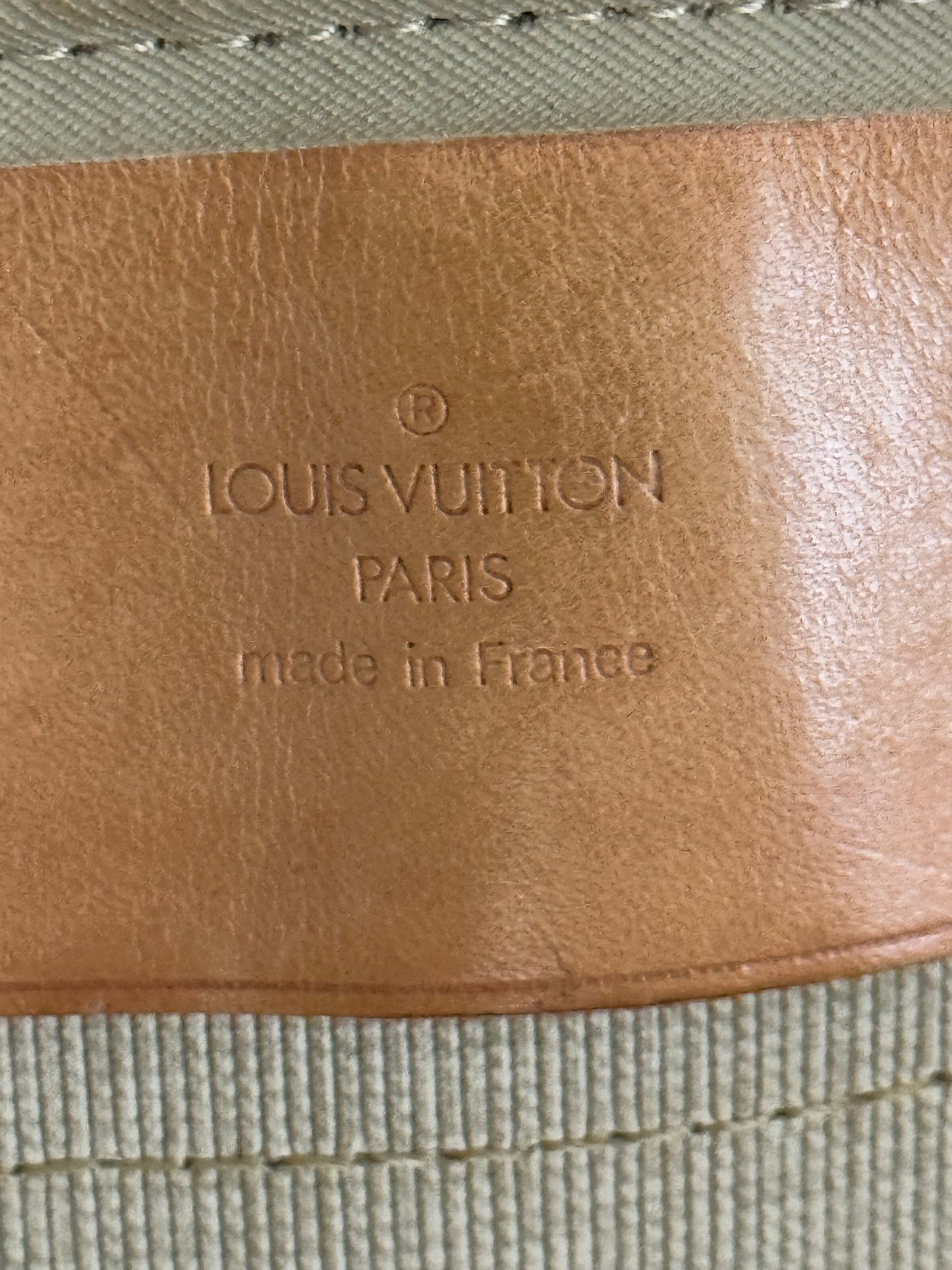 Alize II ‘24 Heure’ 45 Soft Suitcase Luggage - 📅 Year: 1997