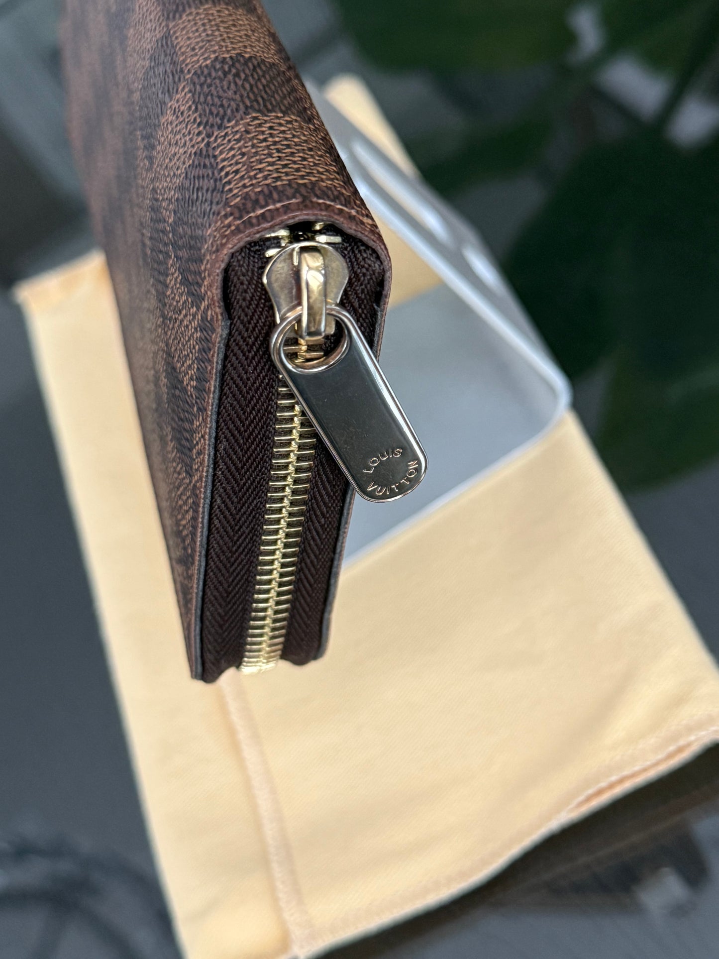 Zippy Long Wallet in DE with Dustbag and box 🗓️ Year: 2013