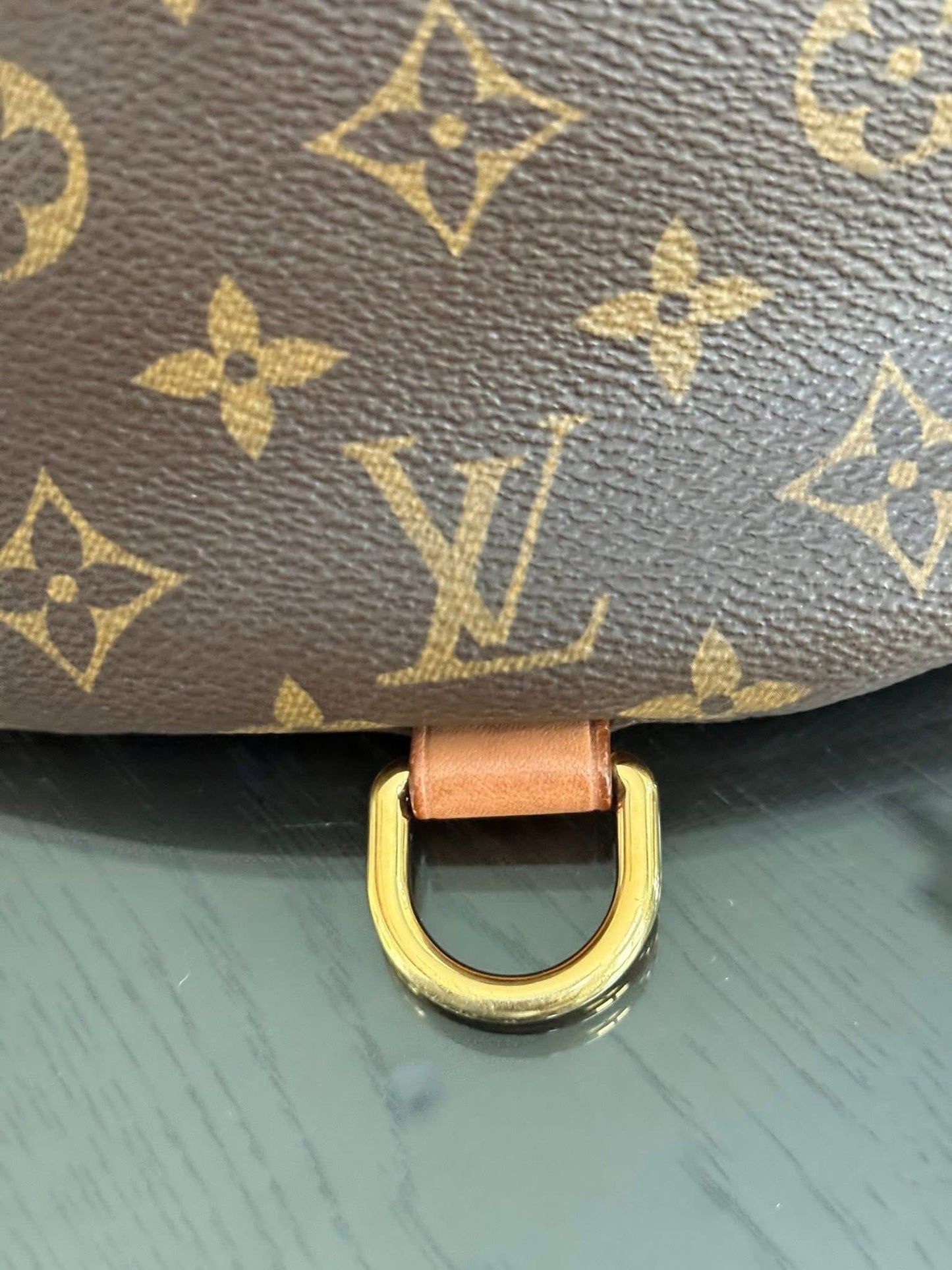 Bumbag Monogram with Dustbag, Box and Paper bag - 🗓️ Year 2020