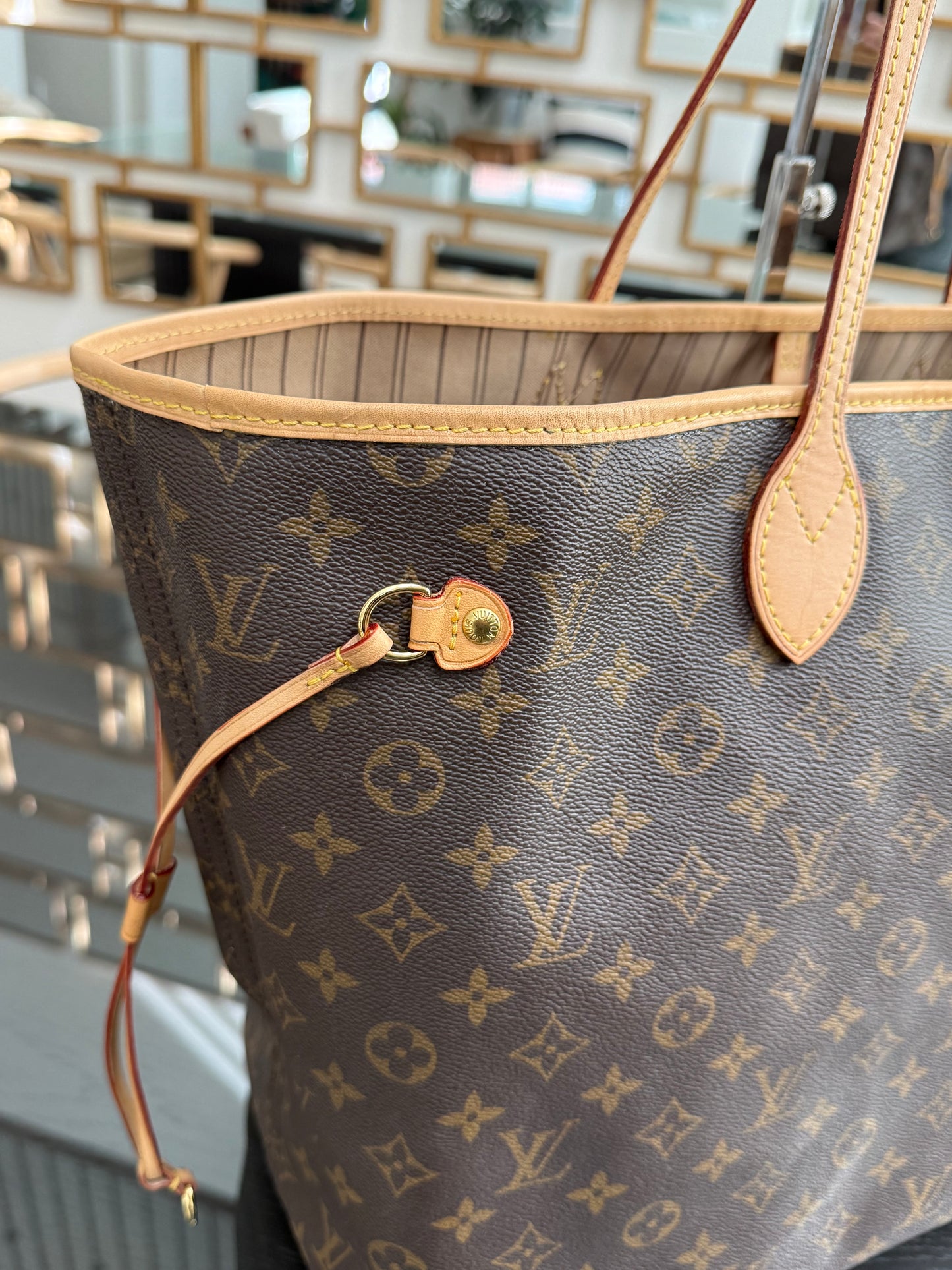 Neverfull GM with Dustbag -🗓️ Year: 2009