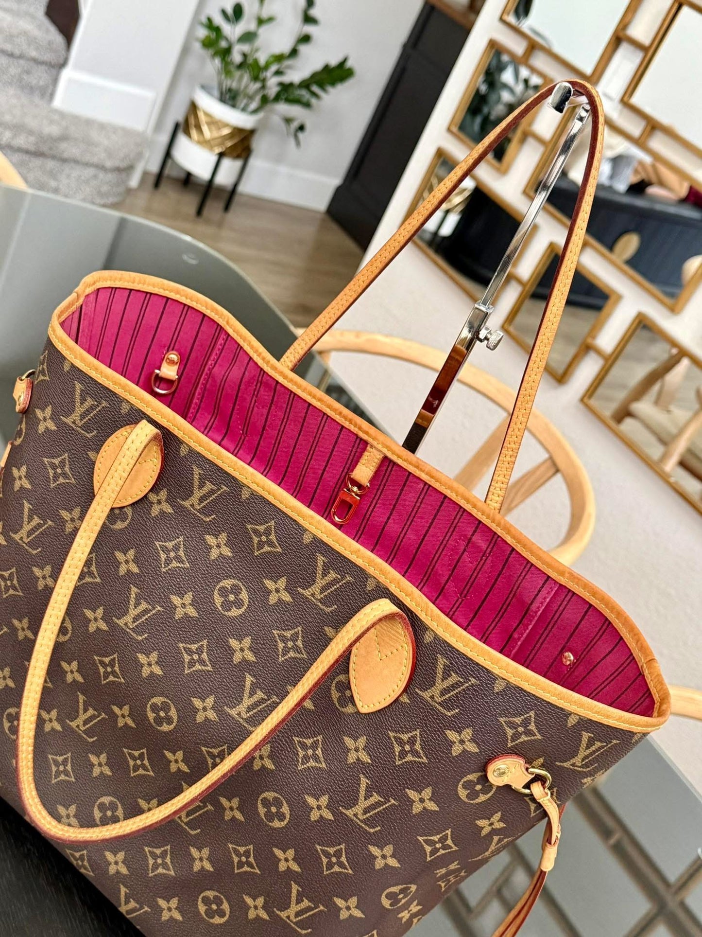 🌺Neverfull MM Monogram in Peony with Dustbag -🗓️ Year: 2016