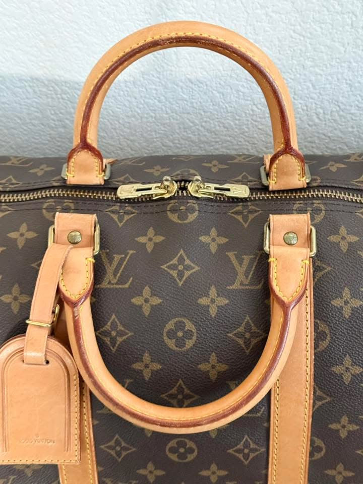 Keepall 50 Bandoulier with Original Strap, Luggage tag and Poignet  📅 Year: 1990