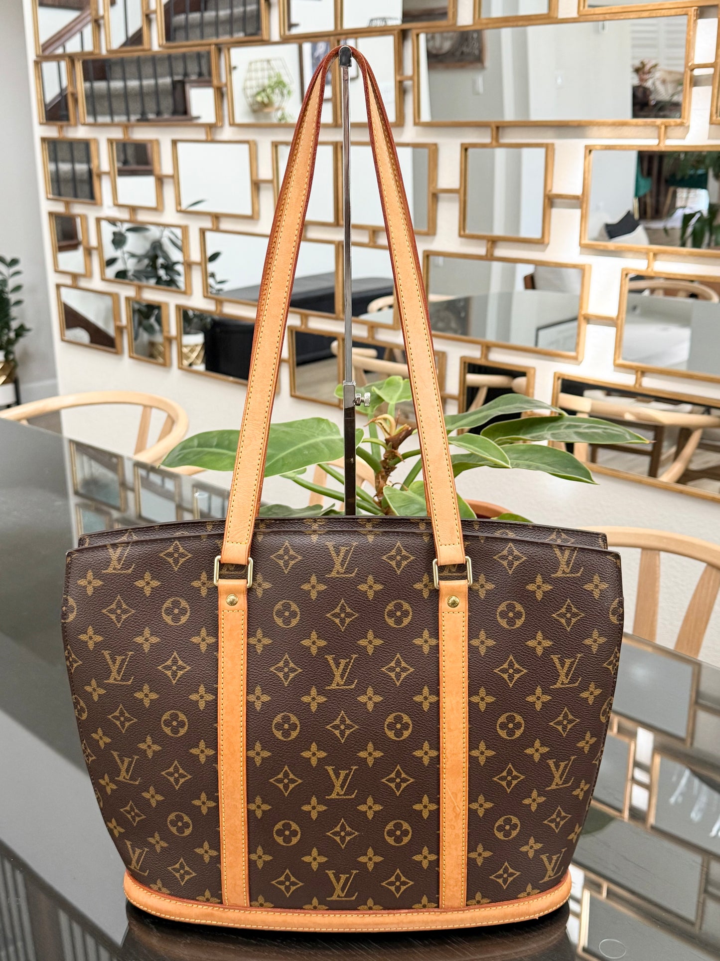 Babylone -🗓️ Year: 2004