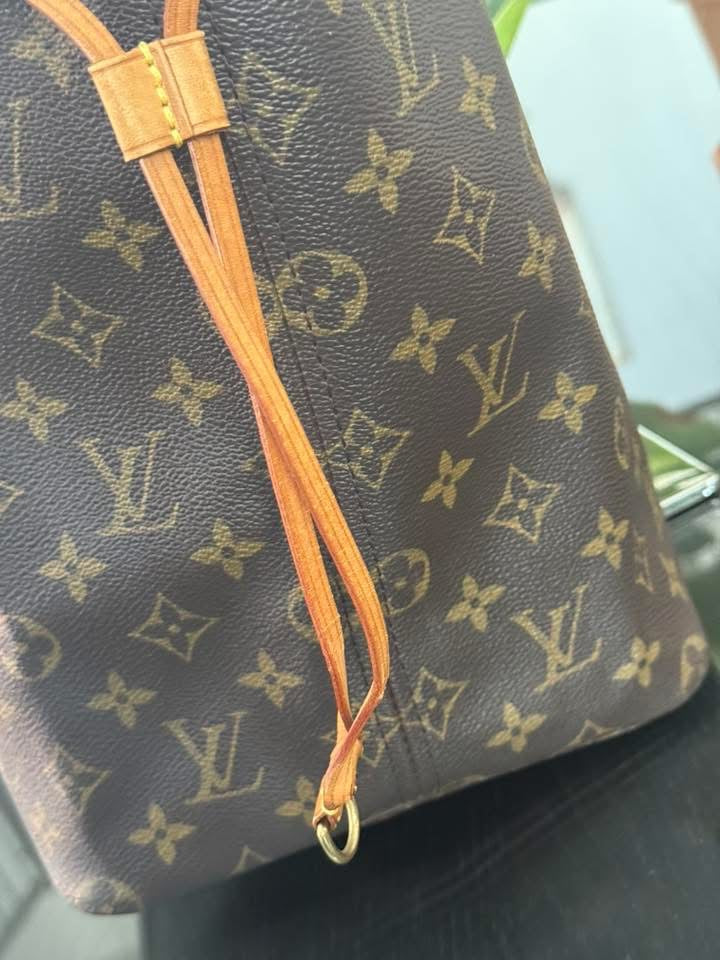 Neverfull GM Monogram with Insert Organizer -🗓️ Year: 2007