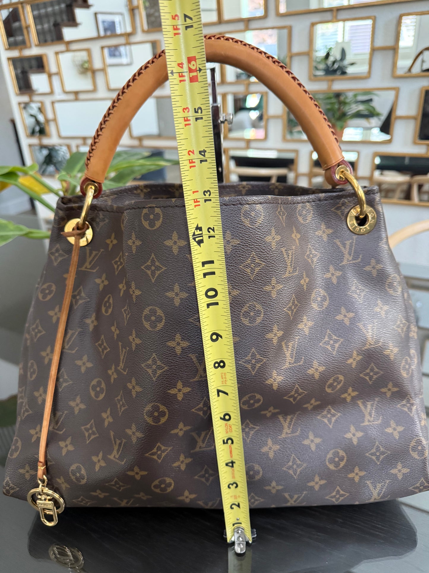 Artsy MM with Dustbag and Insert Organizer - 📅 Year: 2009