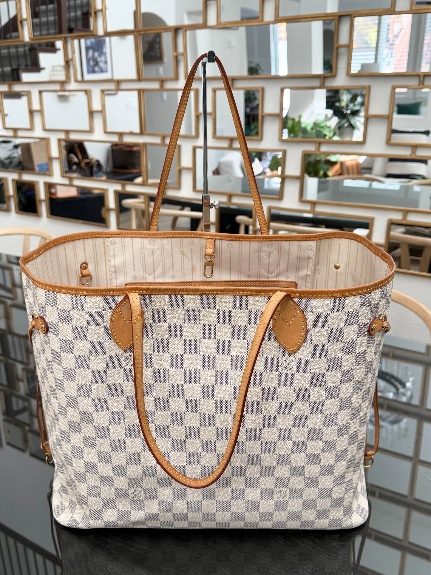 Neverfull GM in Azur with Dustbag Insert Organizer 🗓️ Year: 2011
