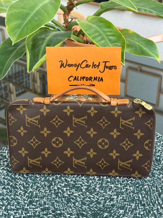 Monogram Organizer De Voyage Travel Case Wallet- 🗓️ Year: 1998