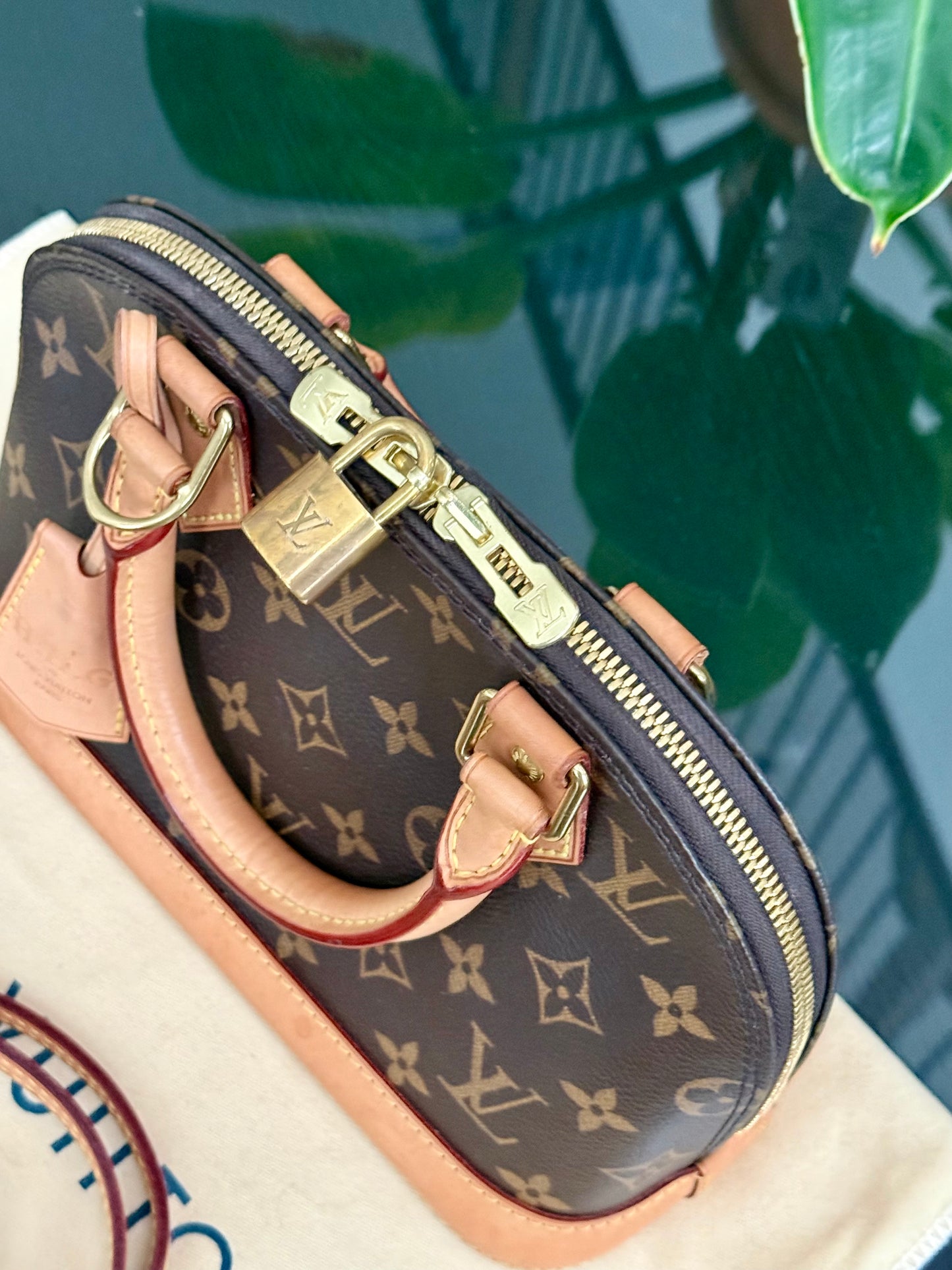 Alma BB with Original Strap , Clochette , Lock 🔐 keys, Box , dustbag and Paper bag - 📅 Year: 2021