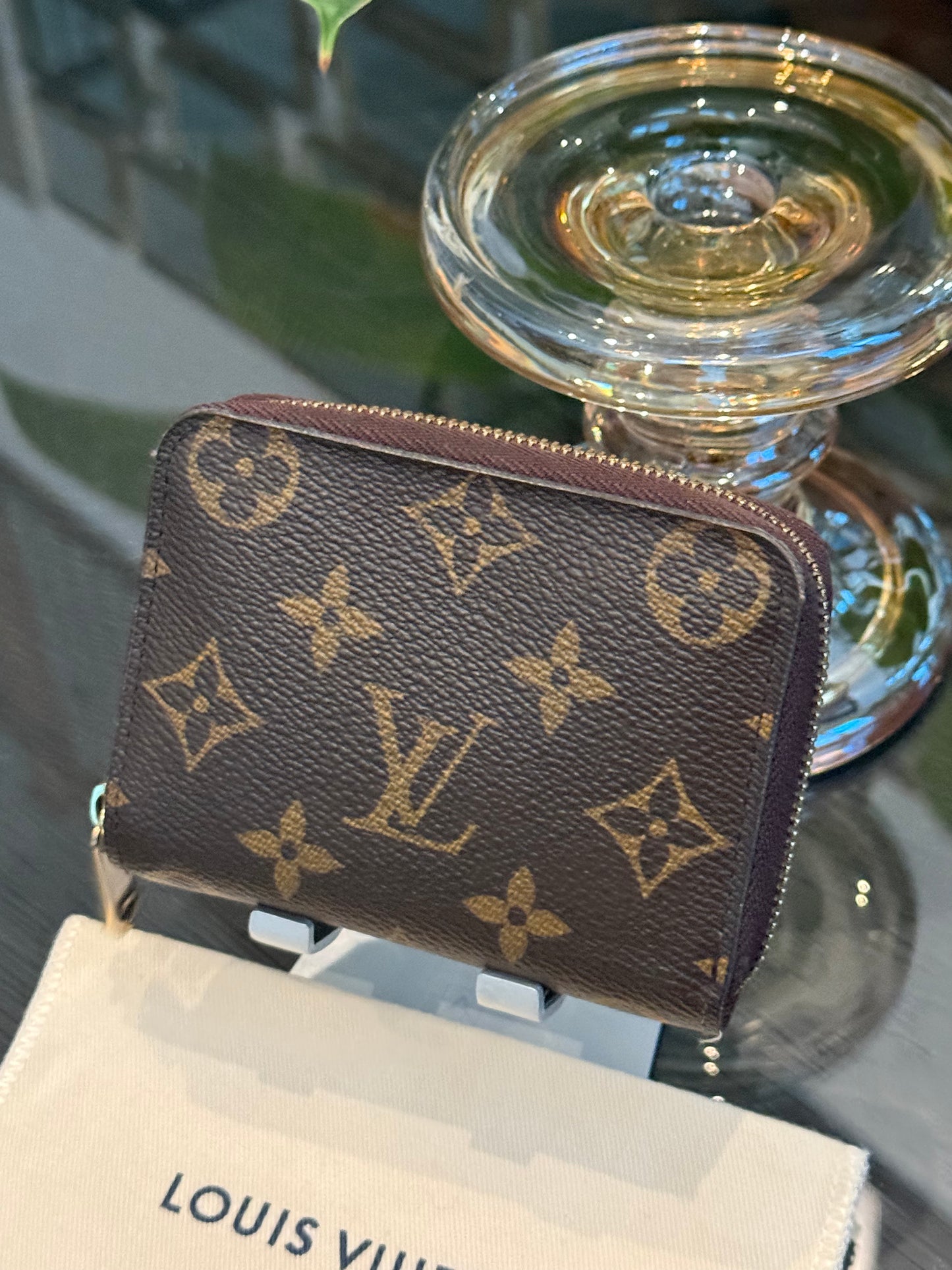 Monogram Zippy Compact Wallet with Dustbag 🗓️ Year: 2014