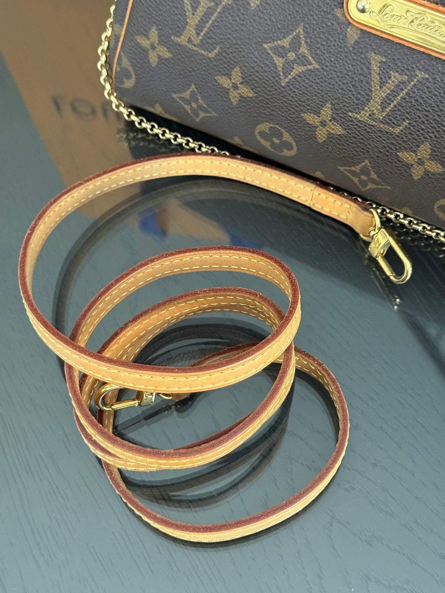 Eva Clutch in Monogram with Original Strap, Insert Organizer, Box and Paper bag 🗓️ Year: 2010