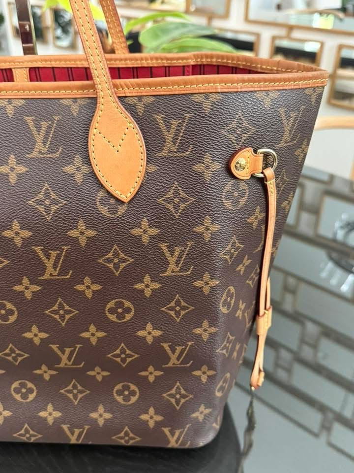 Neverfull MM Monogram in Cerise with Dustbag and Non branded Twilly🌺 📅 Year: 2014