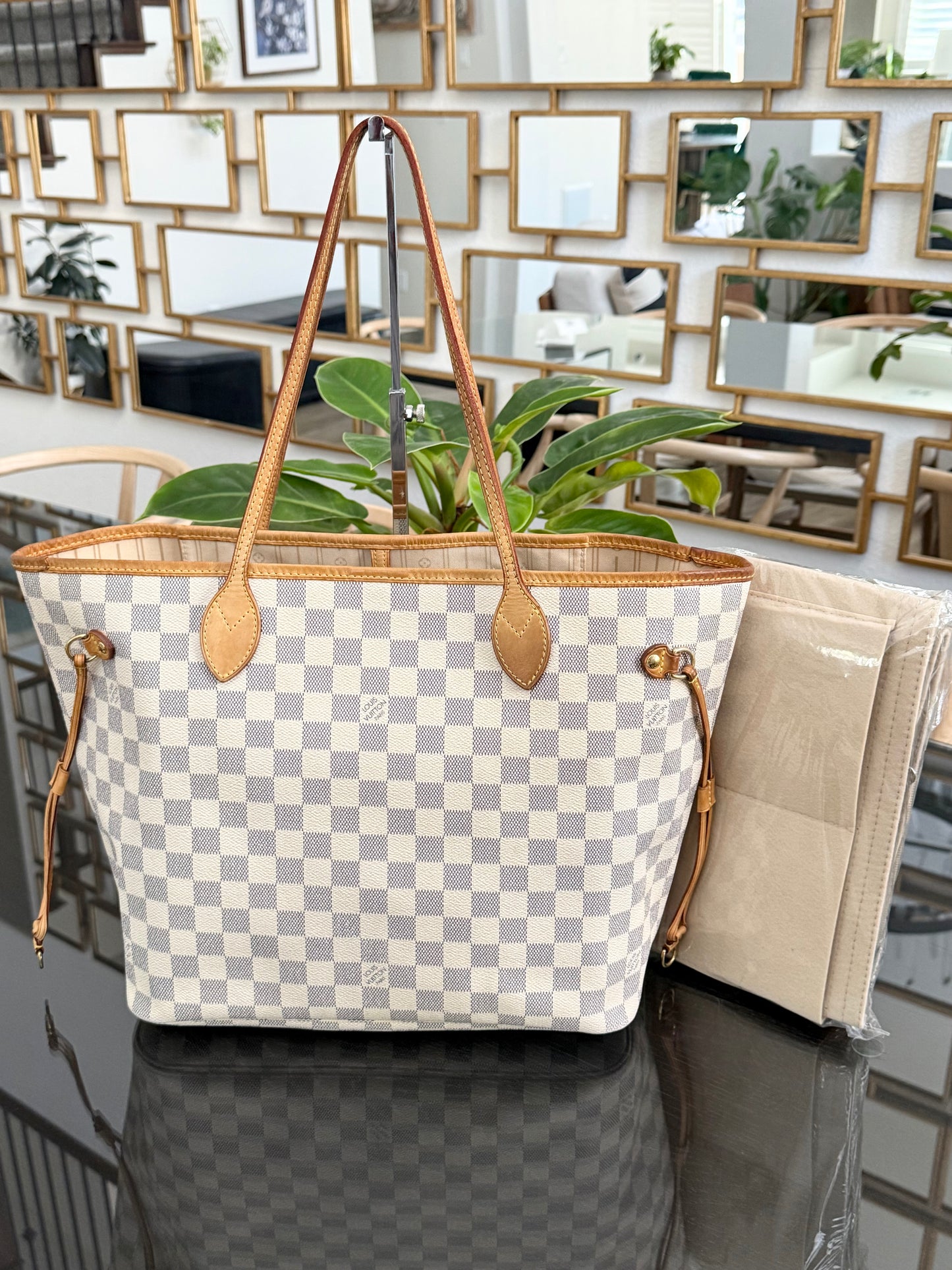 Neverfull MM in Azur with Insert Organizer 🗓️ Year: 2009