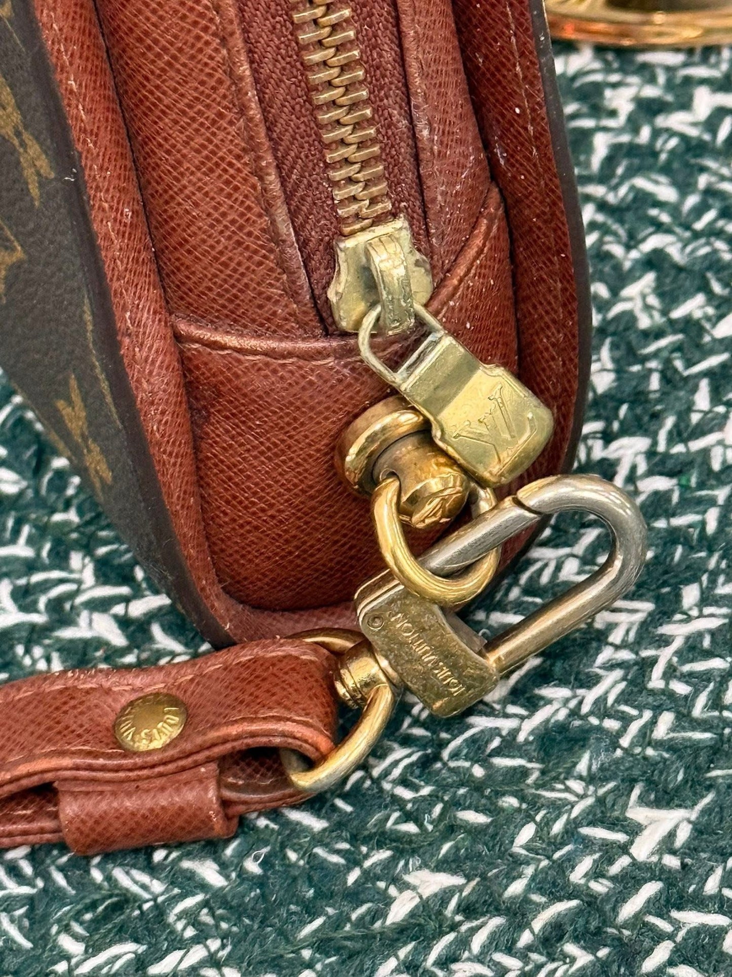 Orsay Clutch 🗓️ Year: 2001