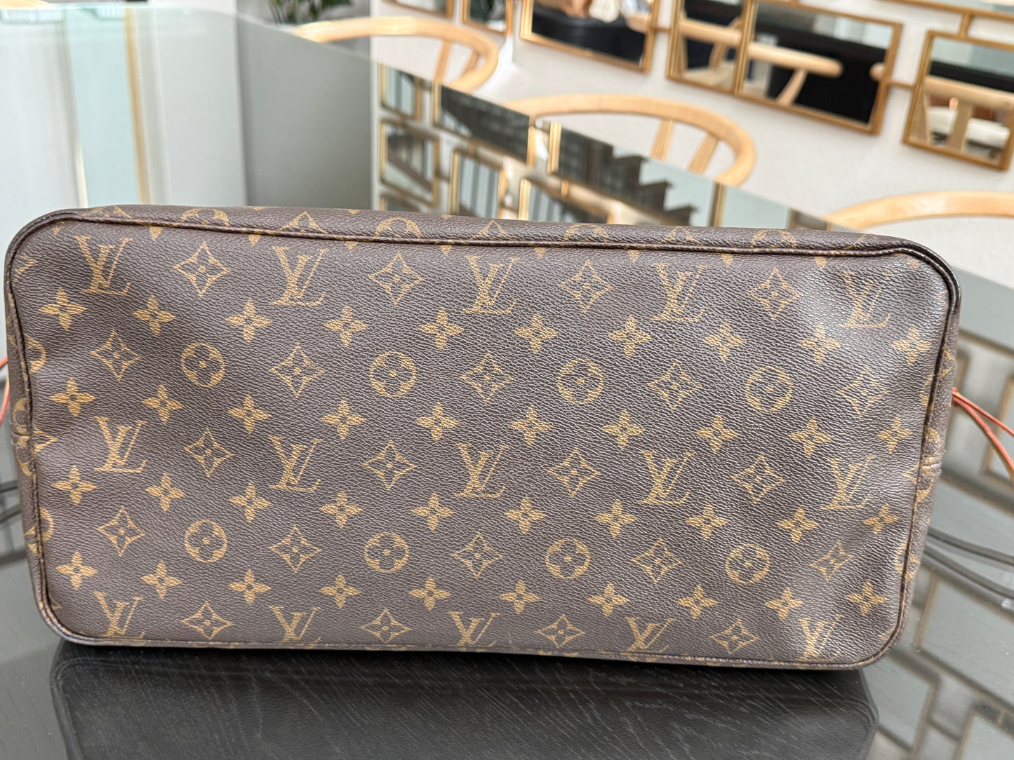 Neverfull GM with Dustbag -🗓️ Year: 2009