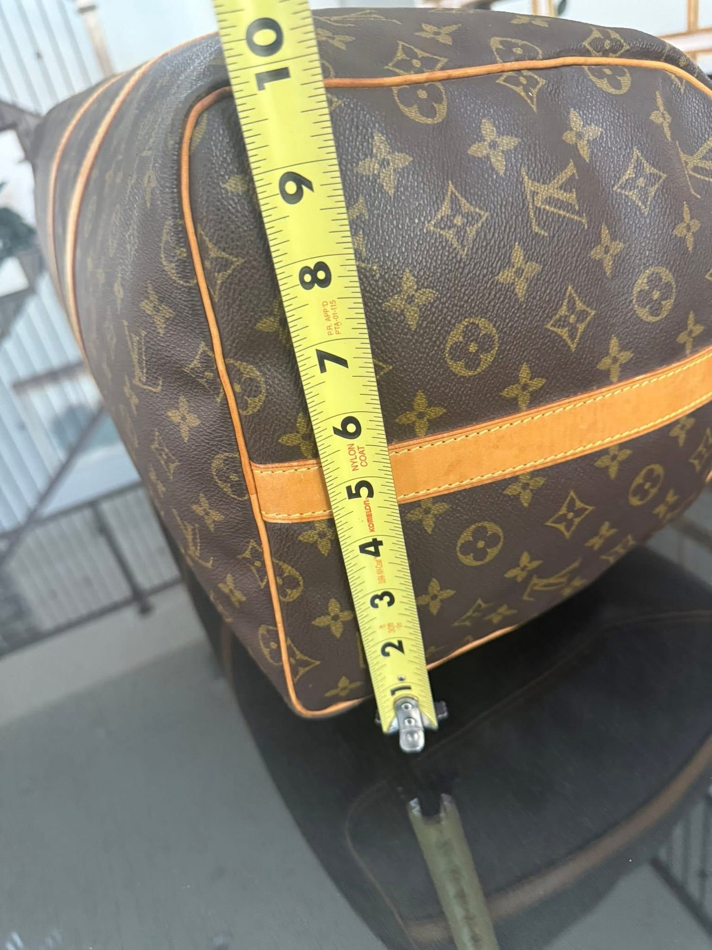 Keepall 55 Bandoulier with Original Strap, Luggage tag and Poignet 🗓️ Year: 1996