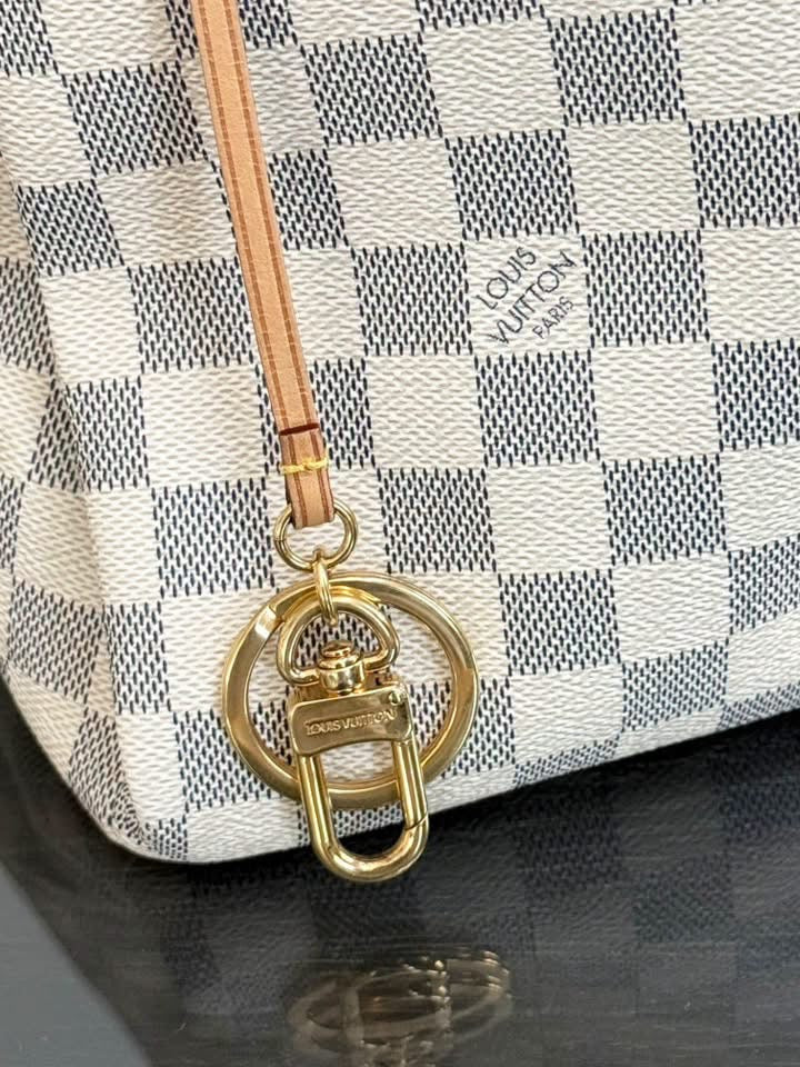 Artsy GM in Azur with Dustbag and Insert Organizer 📅 Year: 2011
