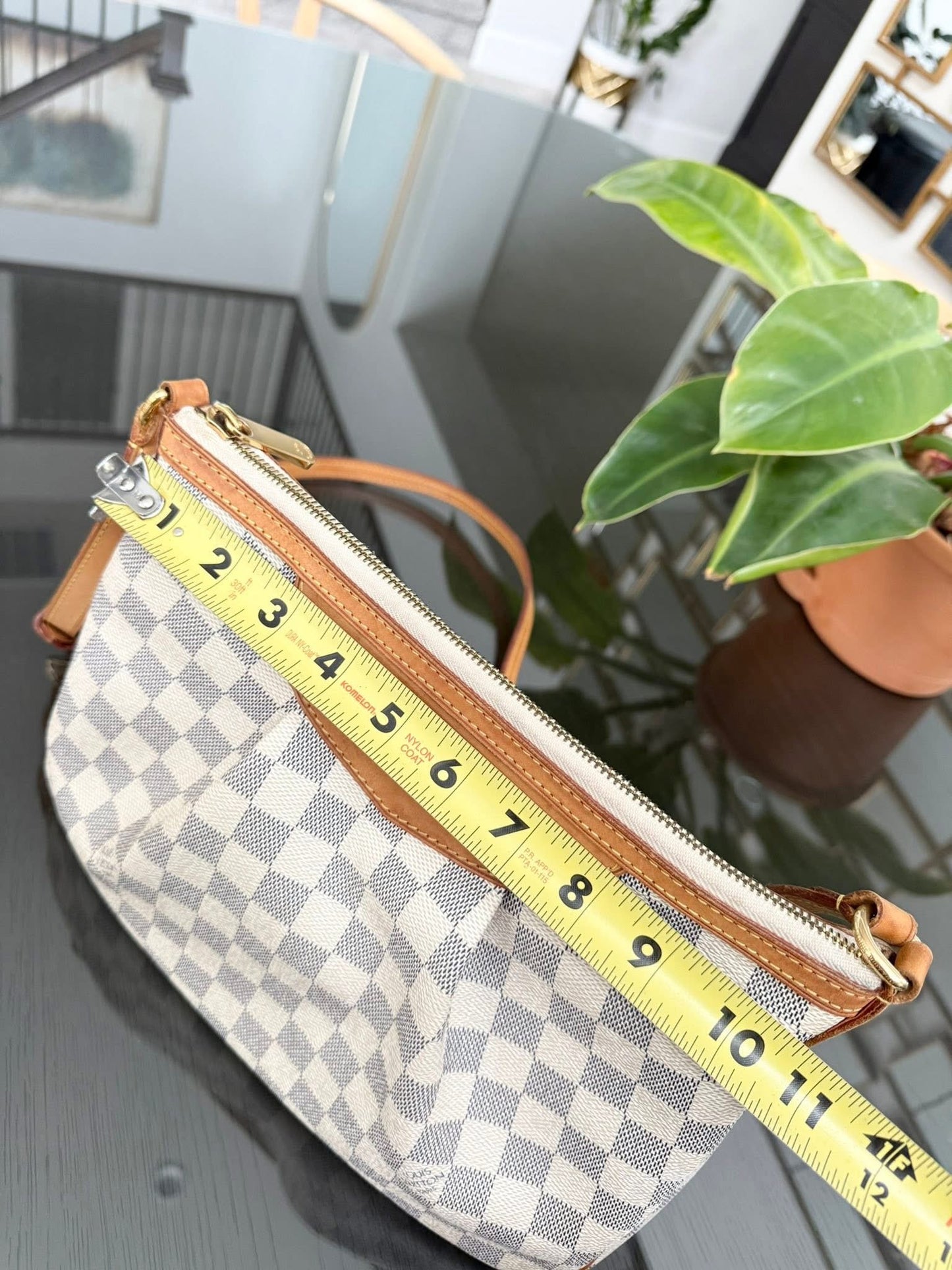 Siracusa PM Crossbody - 🗓️ Year: 2011