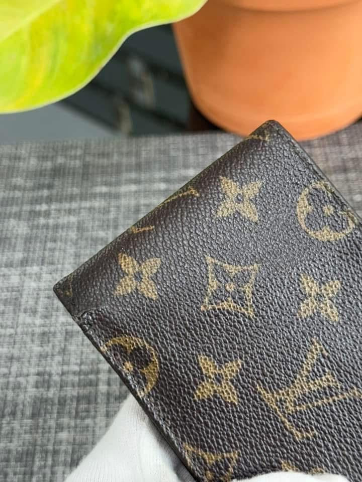 Mens Bifold Wallet in Monogram -Year: 1987