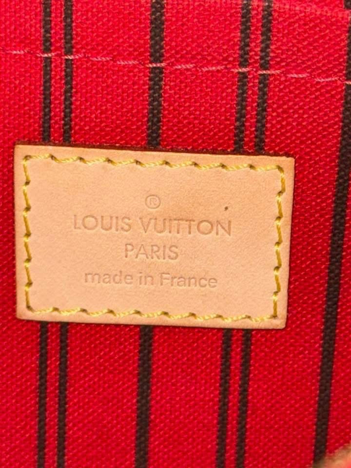 Neverfull MM/GM Pouch in Cerise 🗓️Year 2014
