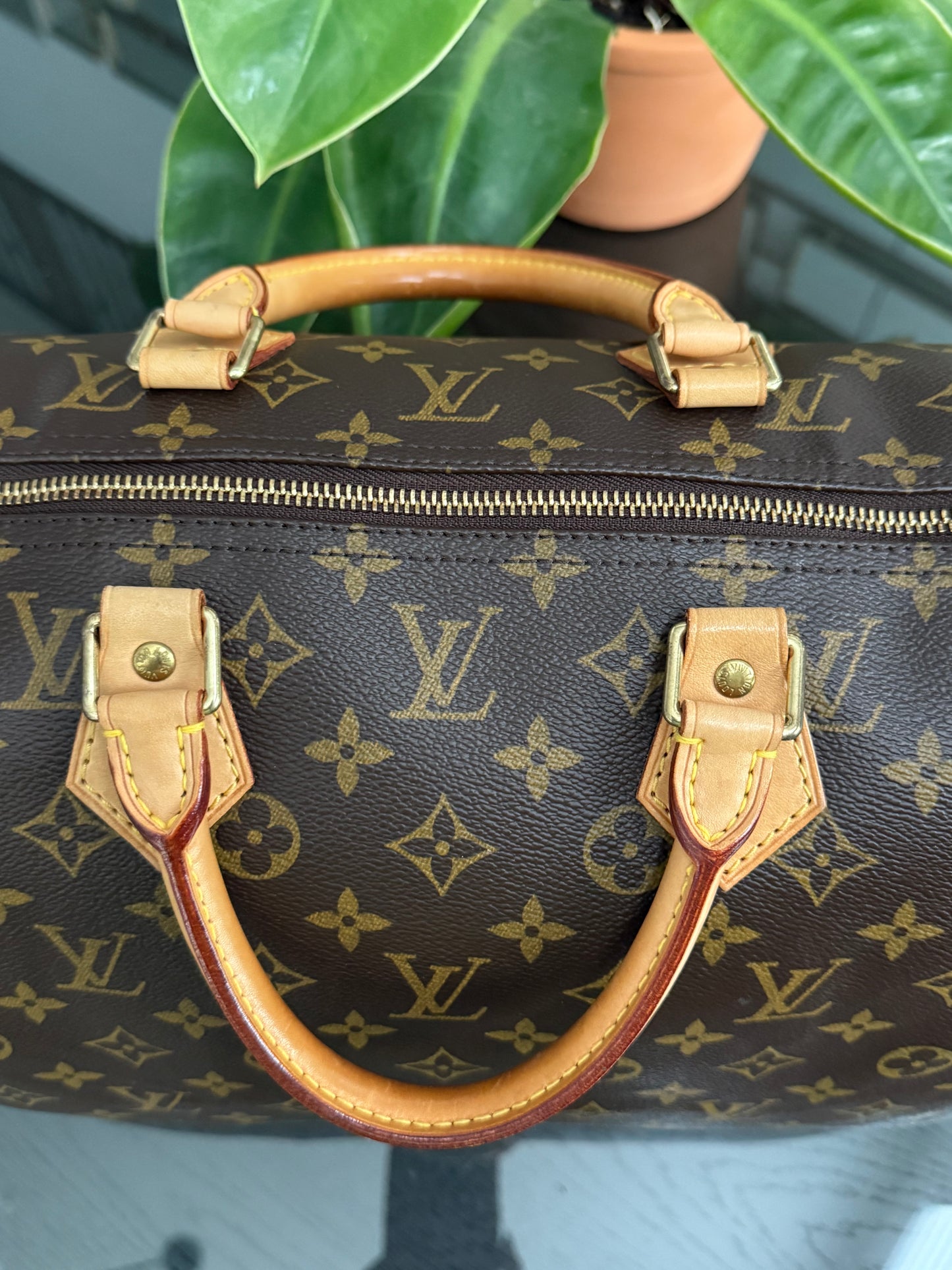 Speedy 40 with Lock 🔐 Key and Dustbag -🗓️ Year: 2005