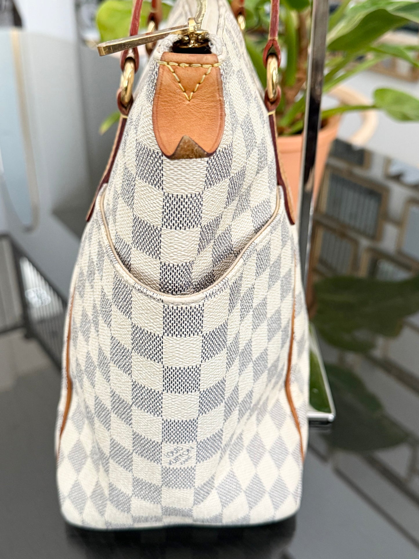 Totally MM in Azur with Dustbag and Insert Organizer -Year: 2010