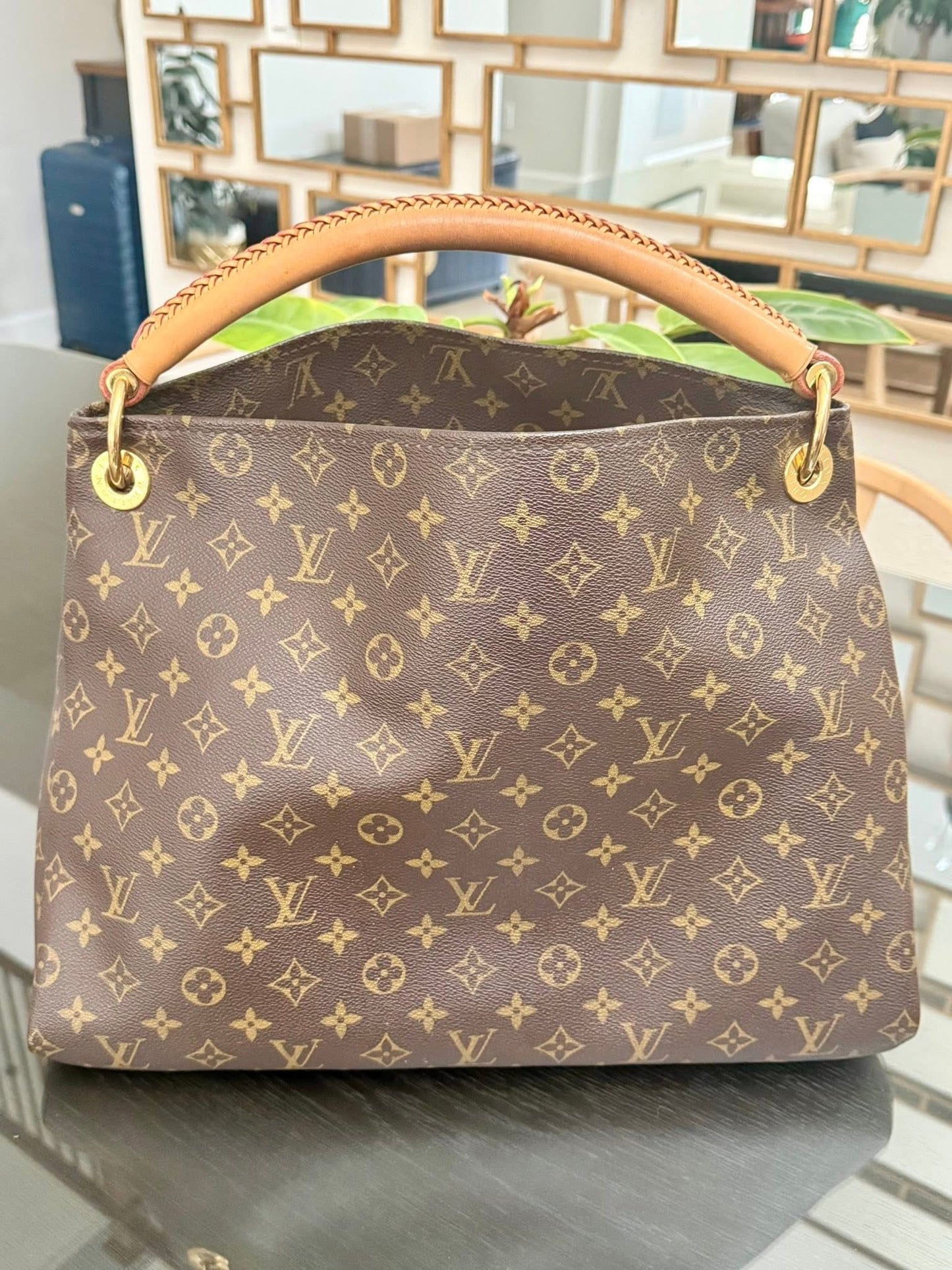 Artsy MM with Dustbag and Insert Organizer - 📅 Year: 2010