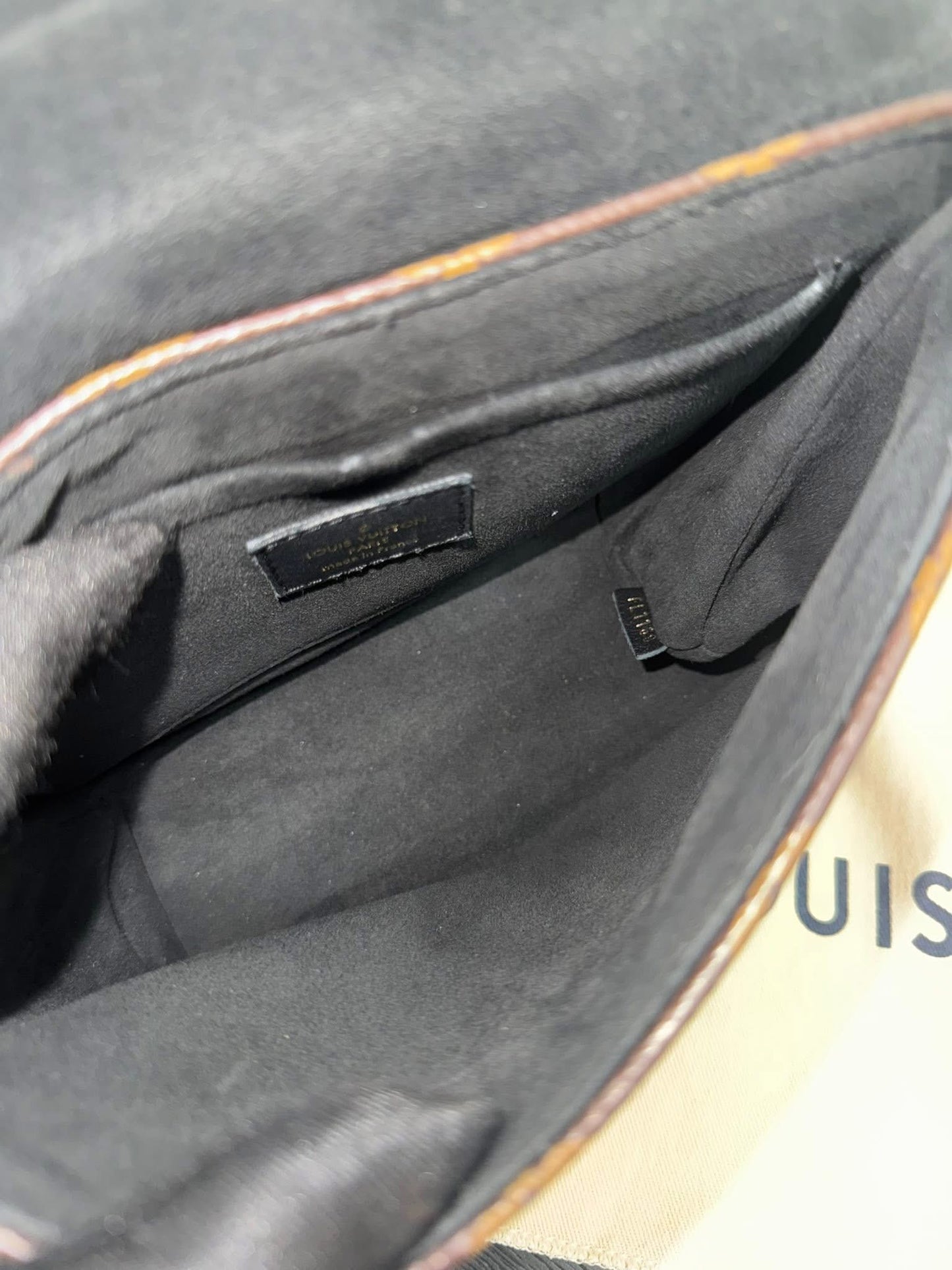 Locky BB Monogram Noir with Original Strap, Dustbag, Box and Paper bag - 📅 Year: 2010