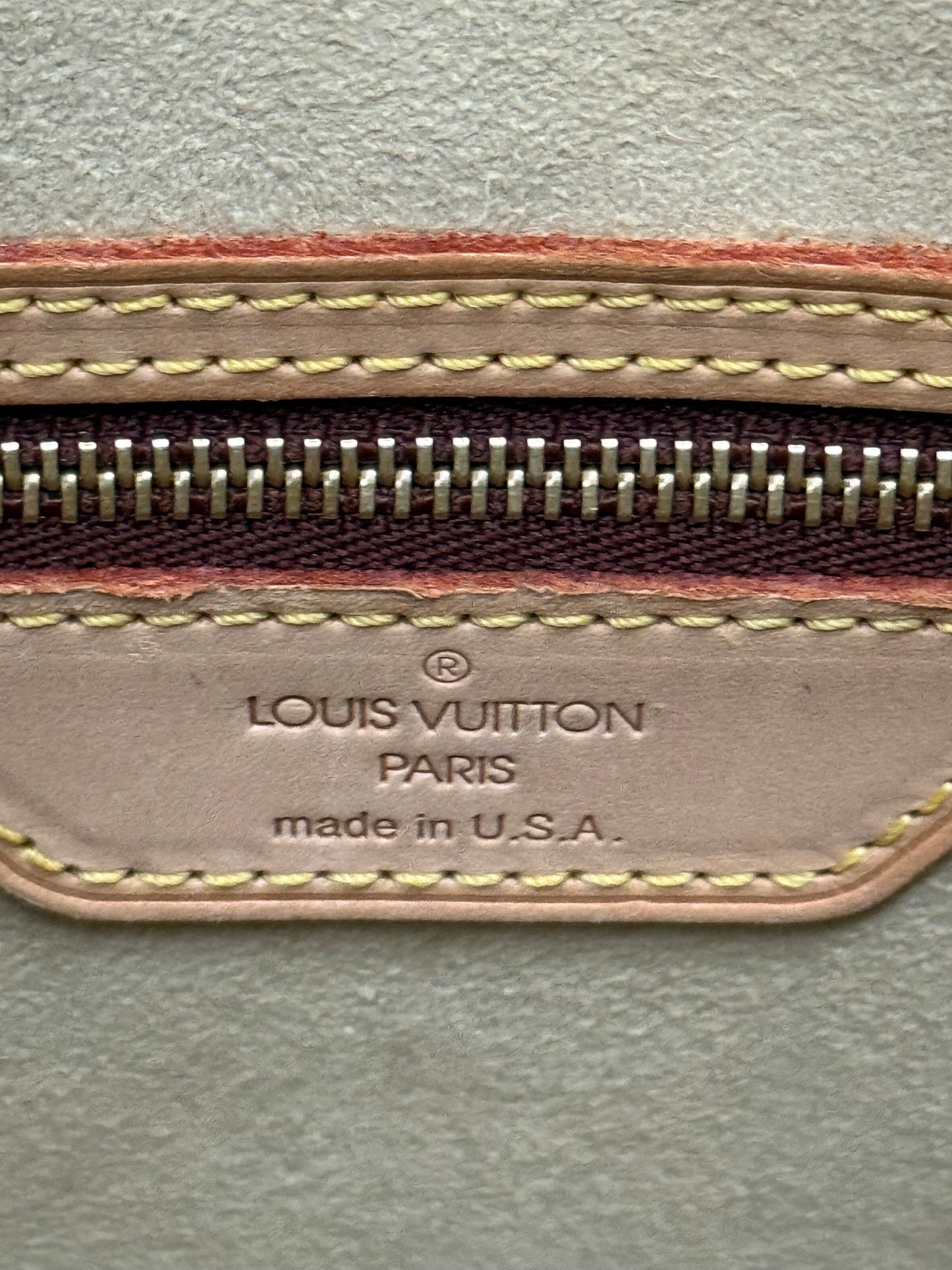 Babylone -🗓️ Year: 2004