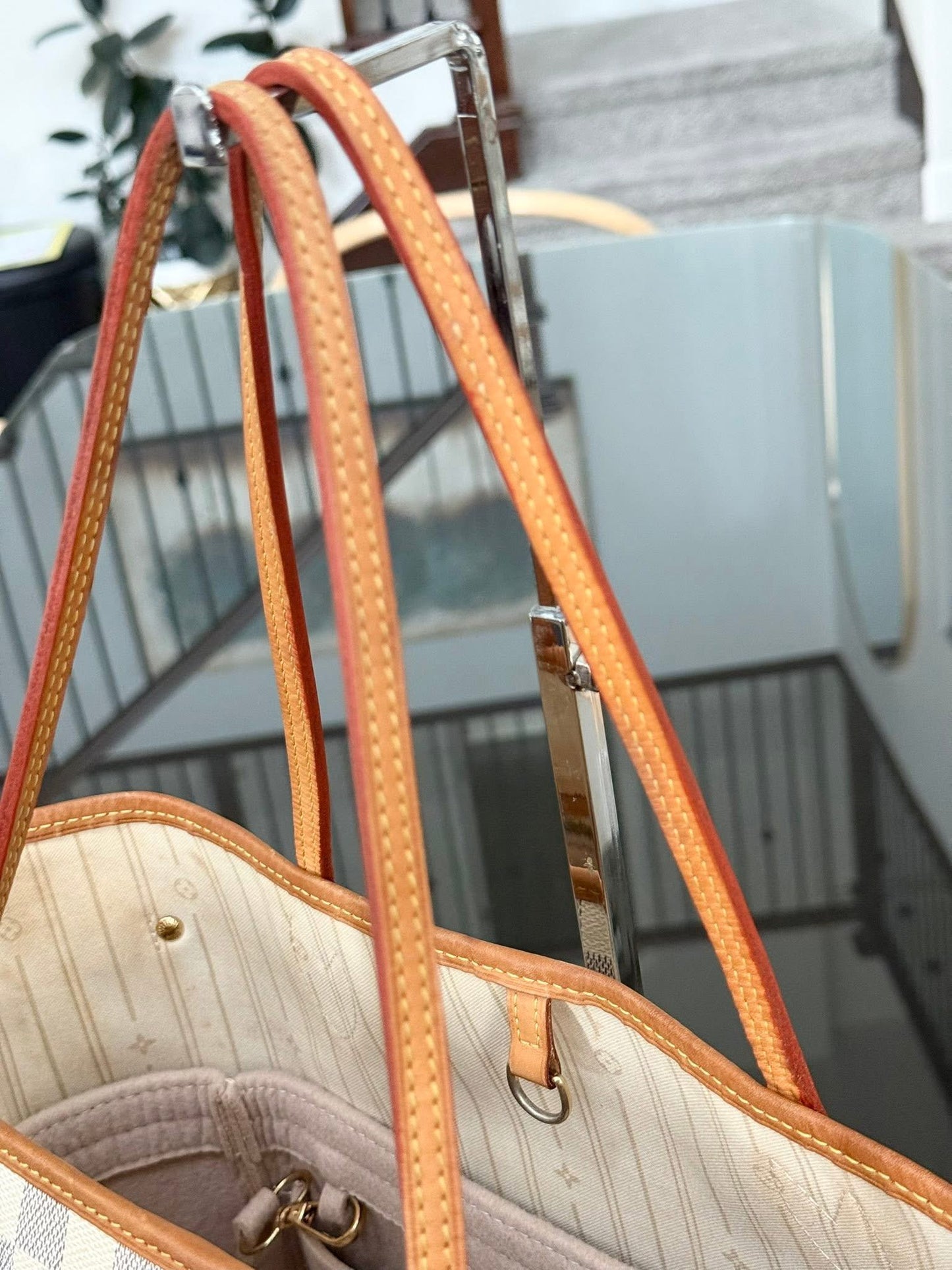 Neverfull MM Azur with Insert Organizer 📅 Year: 2011