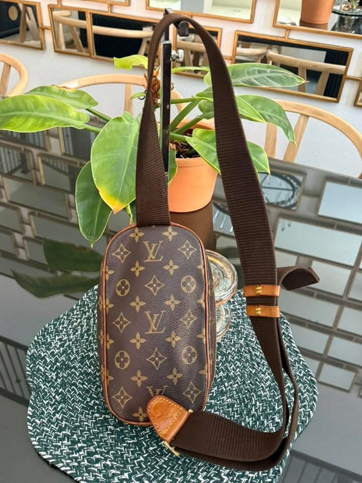 Pochette Gange 🗓️ Year: 2004