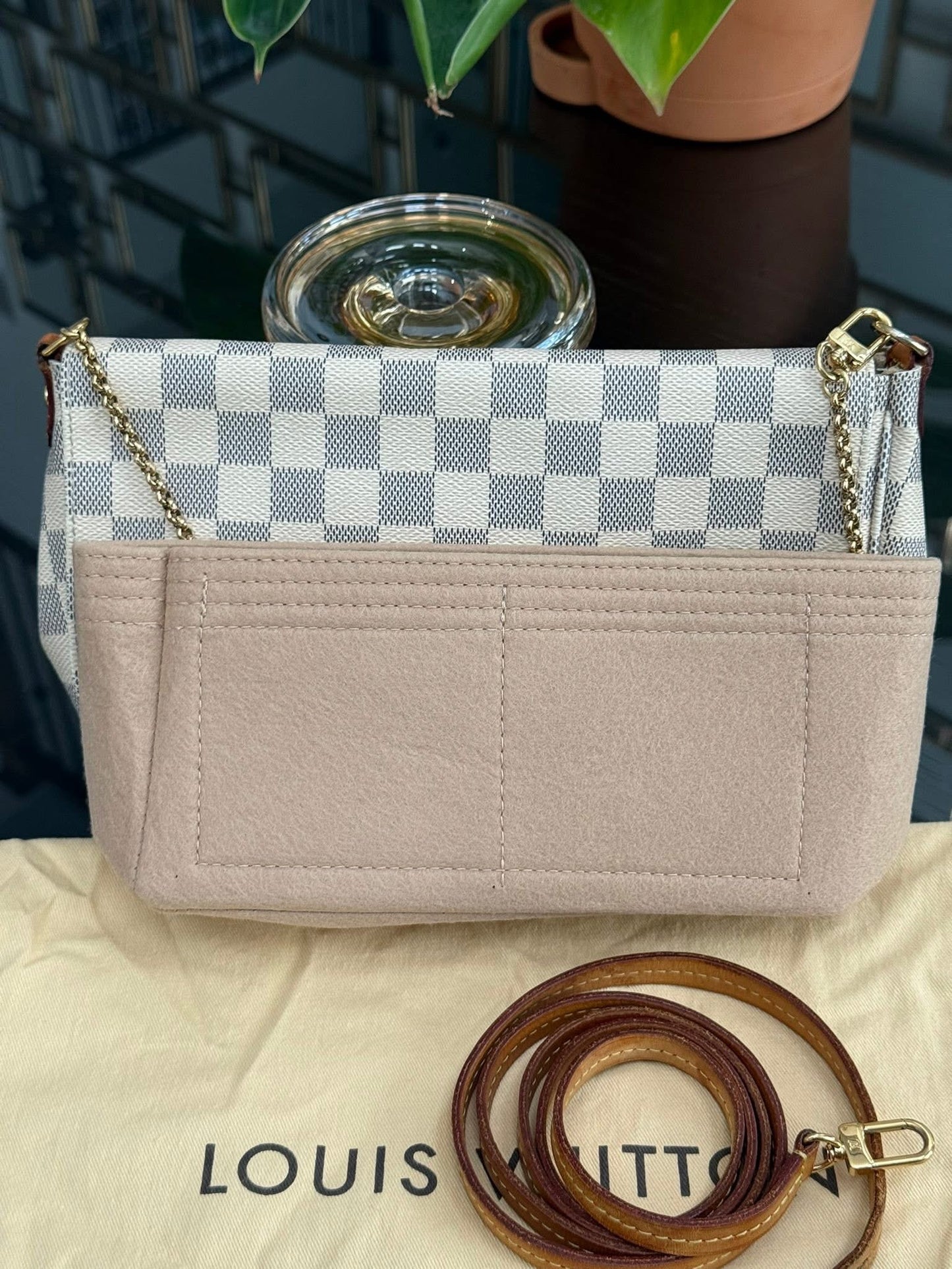 Favorite MM in Azur with Dustbag, Insert Organizer, Box and Paper bag 🗓️ Year: 2014