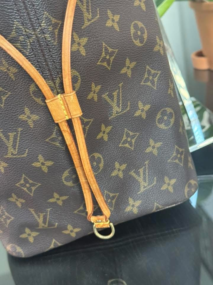 Neverfull GM Monogram with Insert Organizer -🗓️ Year: 2007