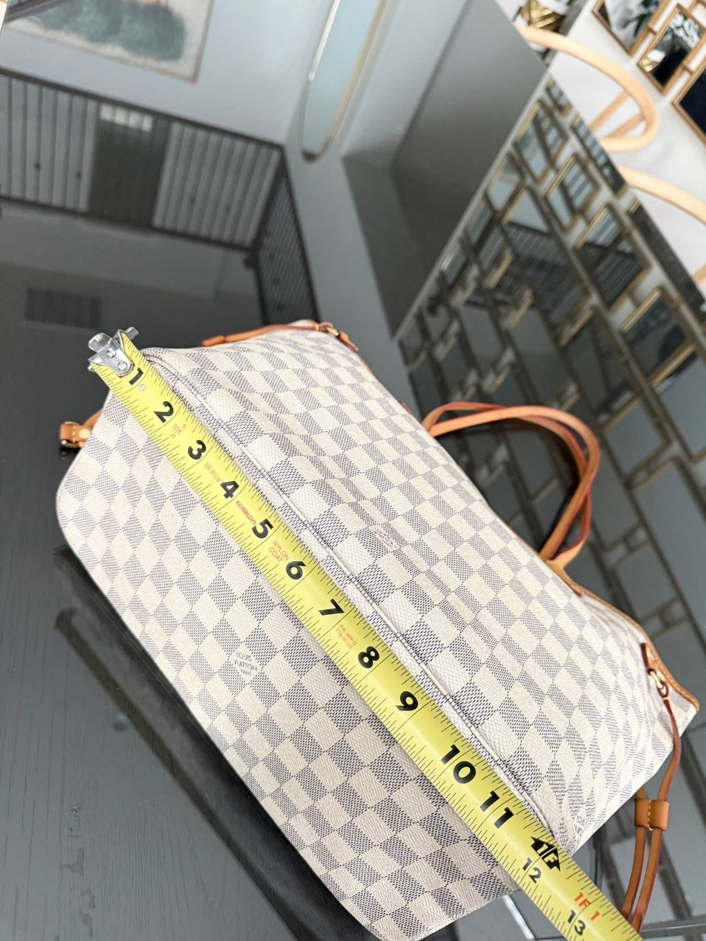 Neverfull MM Azur with Insert Organizer 📅 Year: 2011